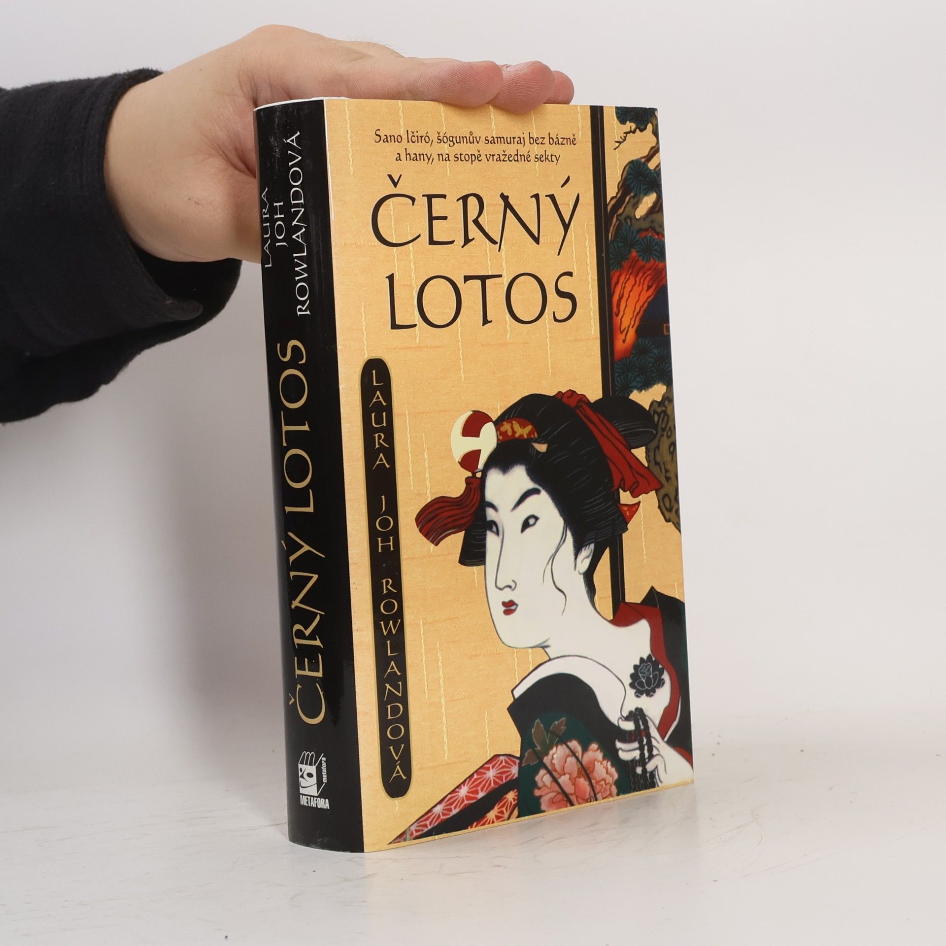 Laura Joh Rowland Černý lotos
