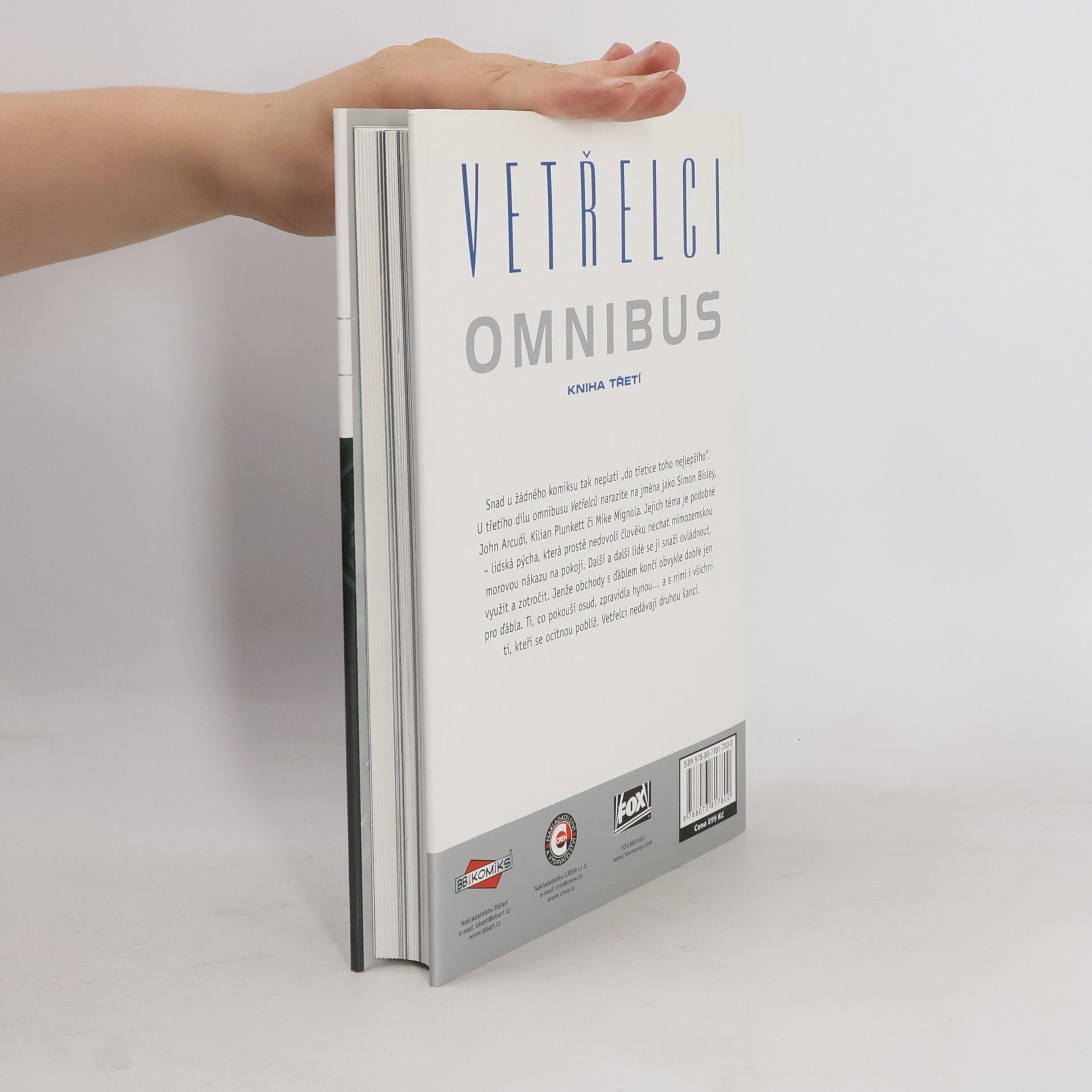 Various authors Vetřelci omnibus. Kniha třetí