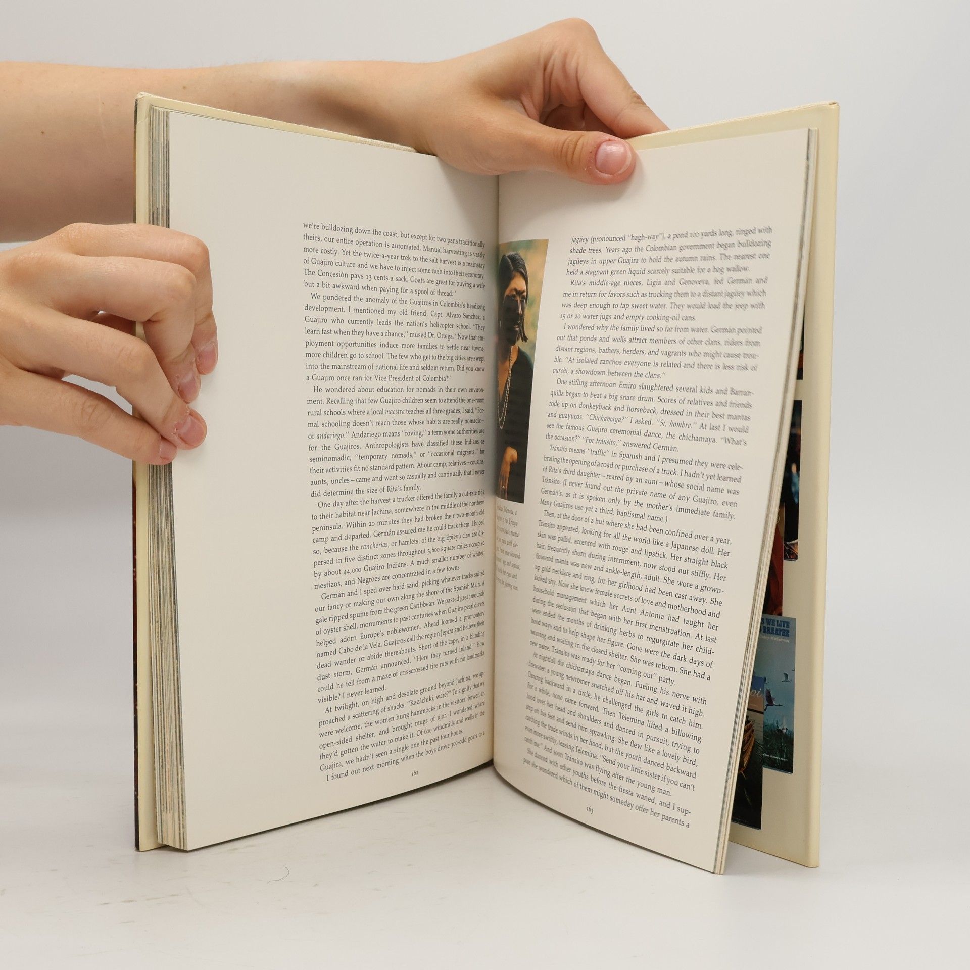 Autores varios Nomads of the World