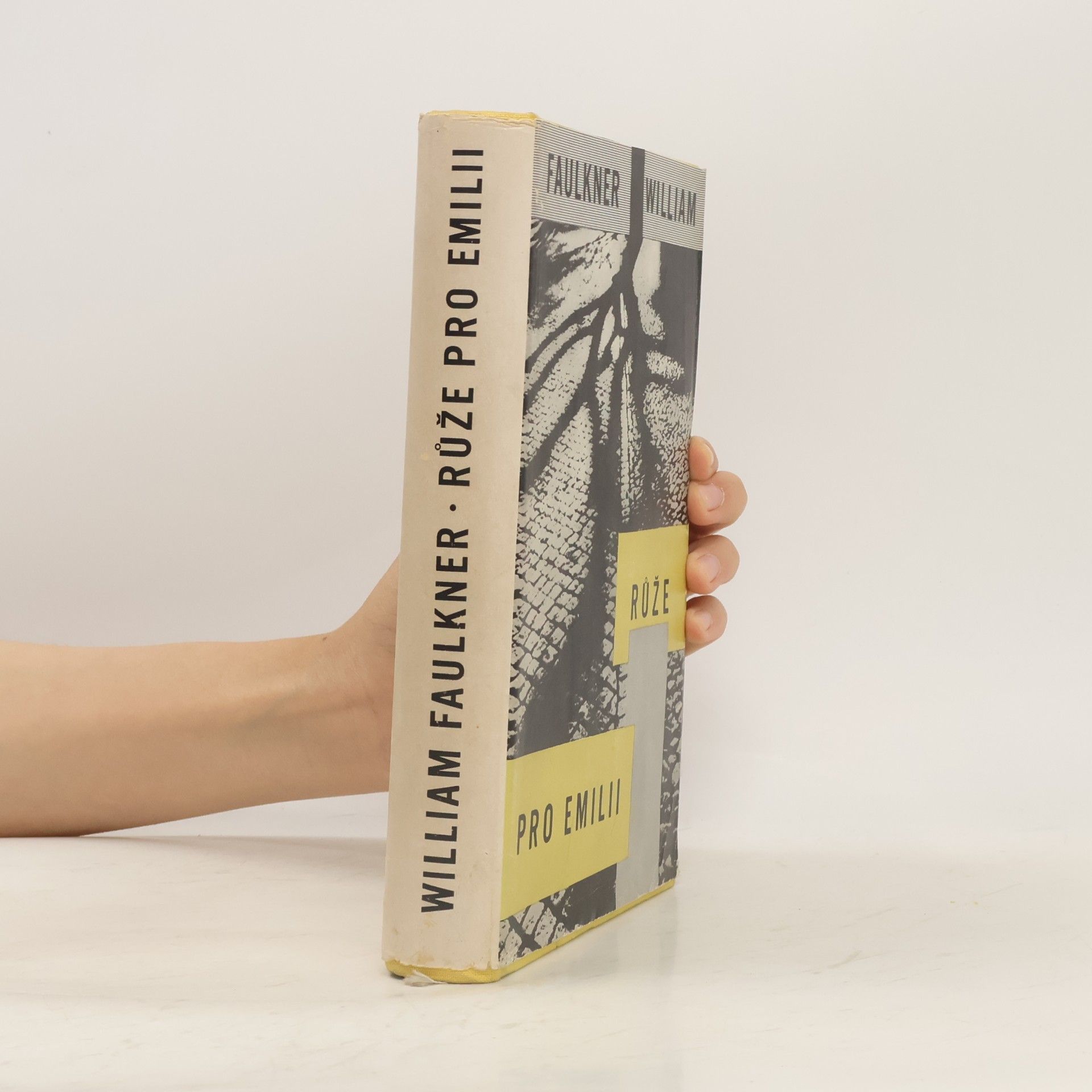 William Faulkner Růže pro Emilii