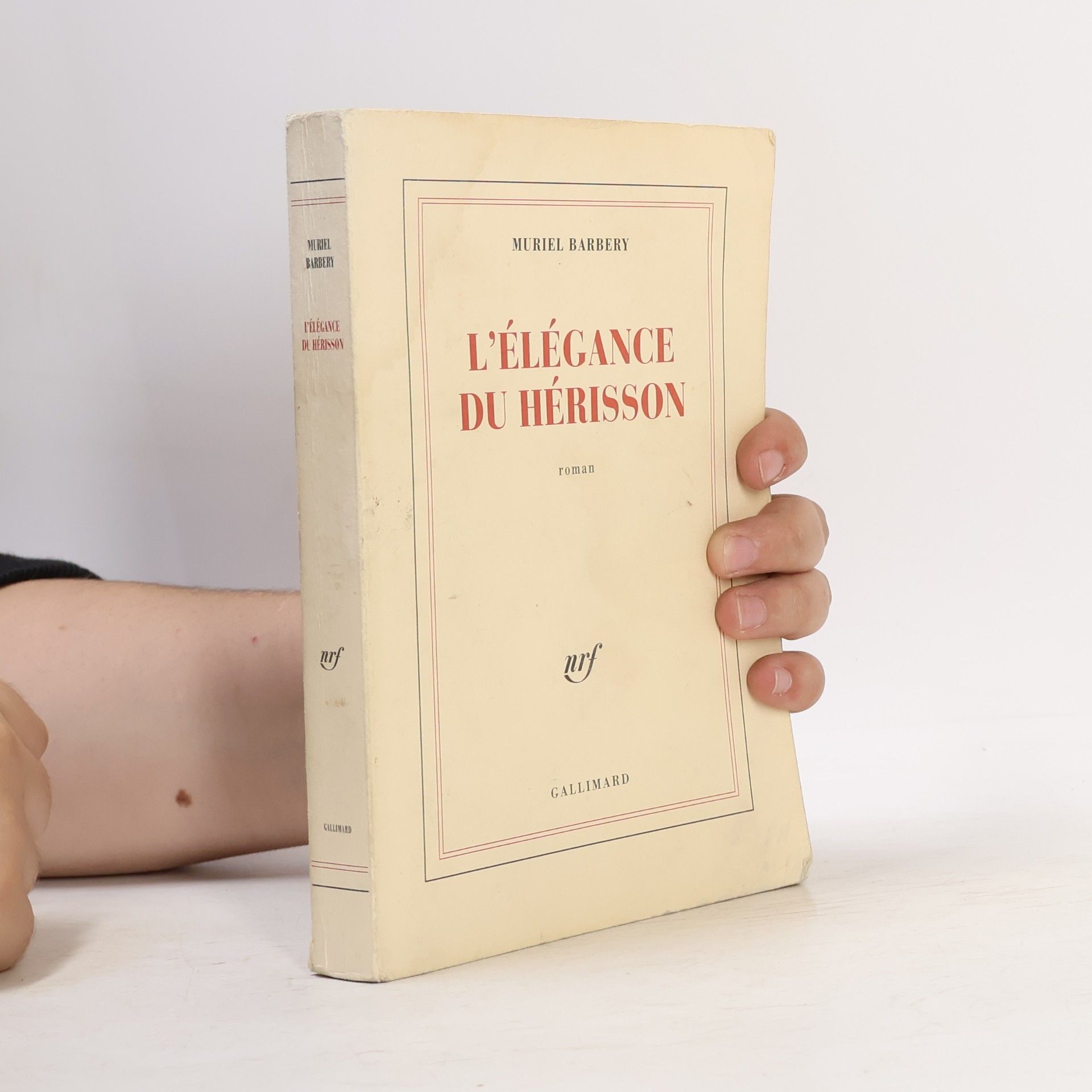 Muriel Barbery L'élégance du hérisson : roman