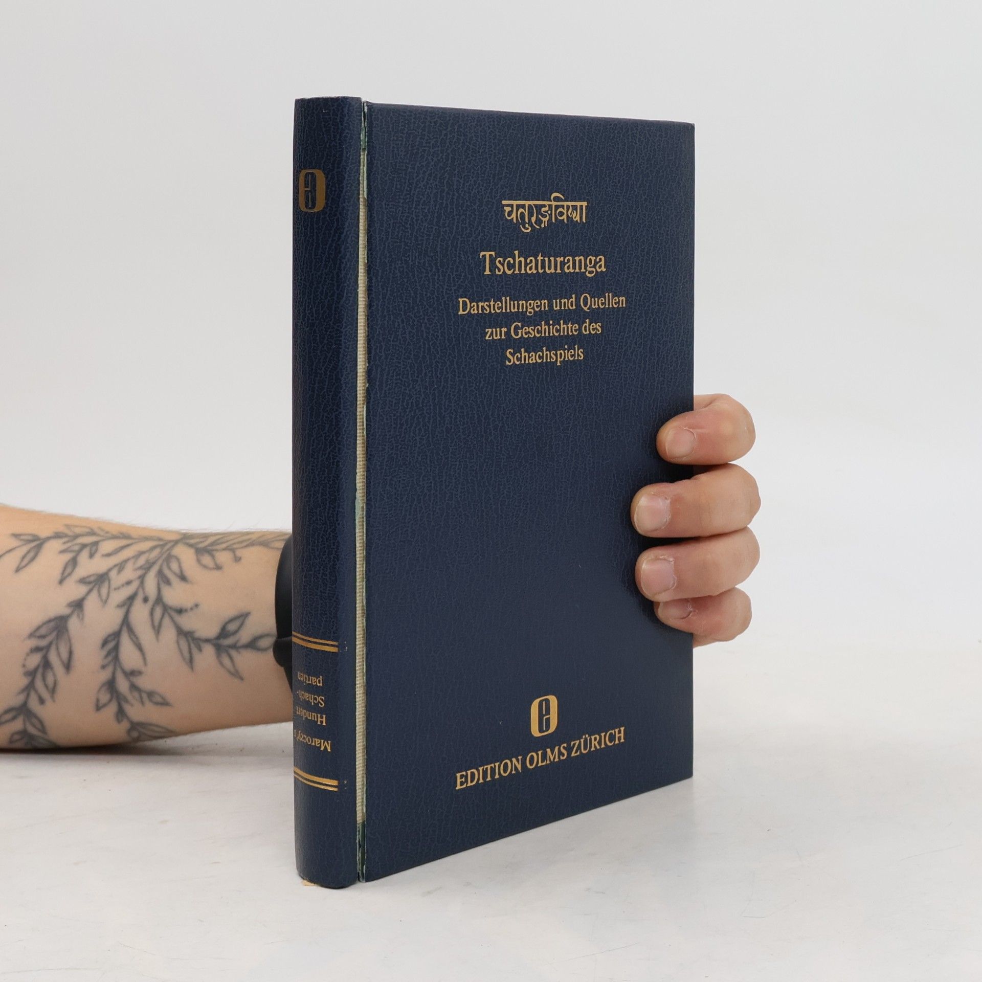 Tschaturanga. Darstellungen und Quellen zur Geschichte des Schachspiels. Hundert Schachpartien