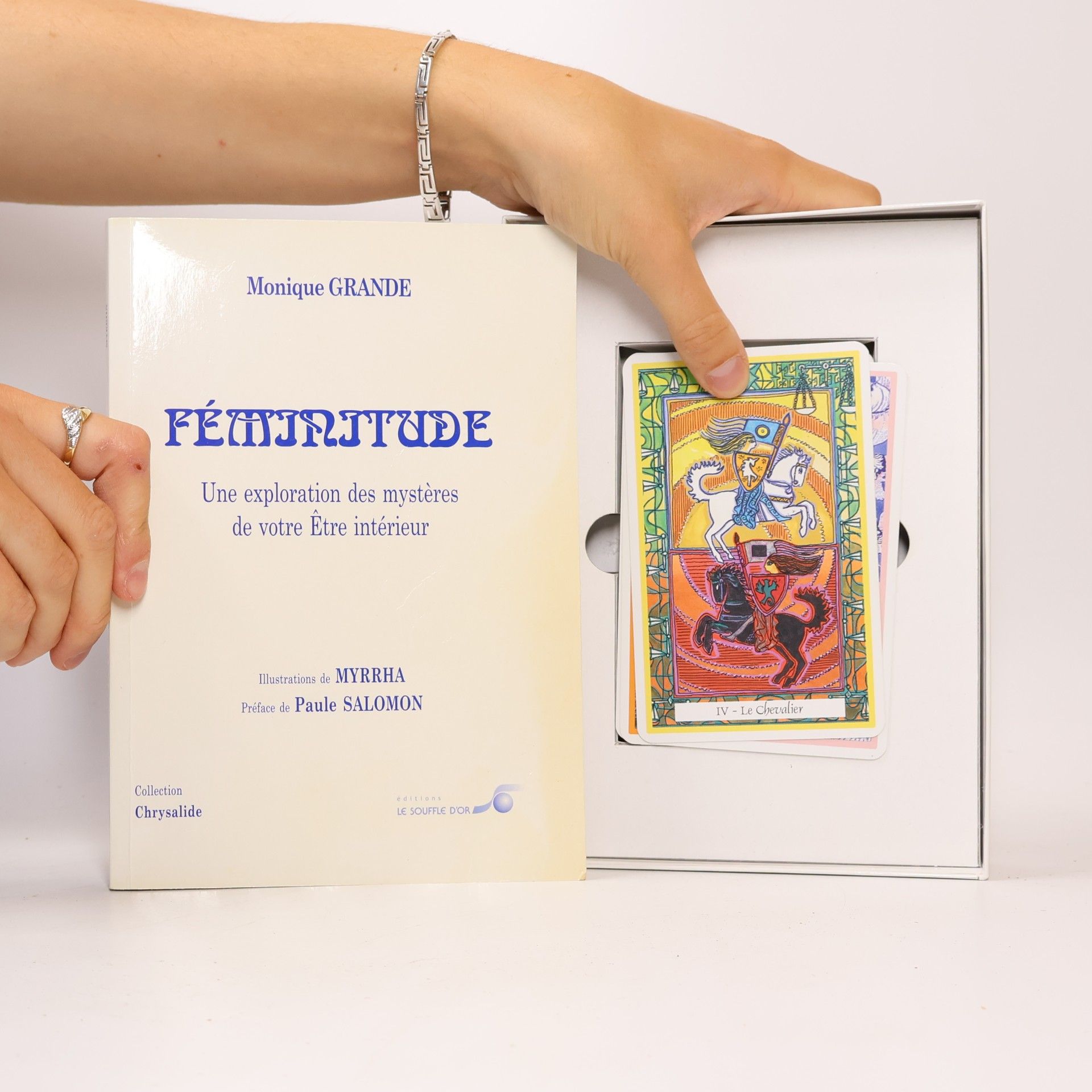 Monique Grande Chrysalide: Féminitude