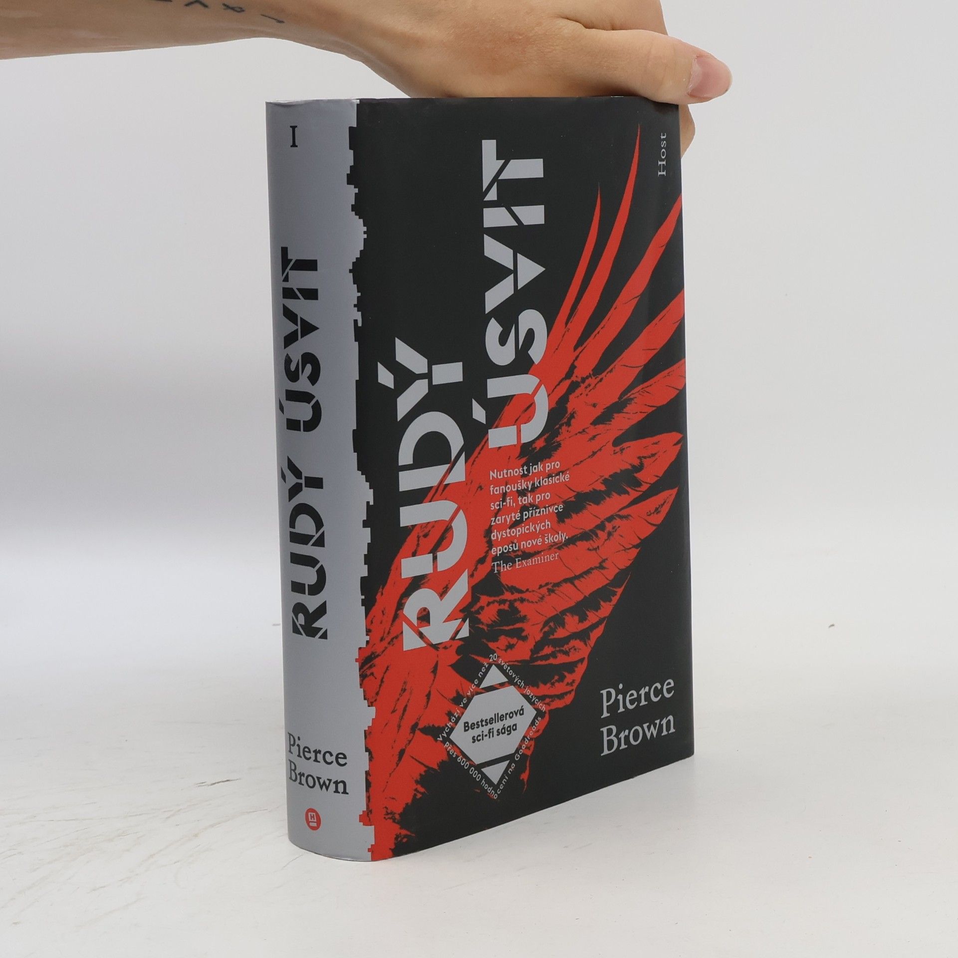 Pierce Brown Rudý úsvit
