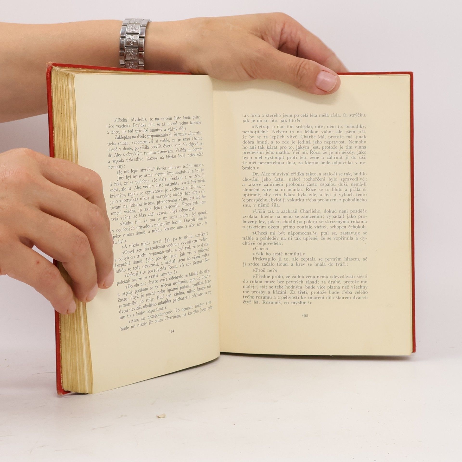Louisa May Alcott Růže v rozkvětu