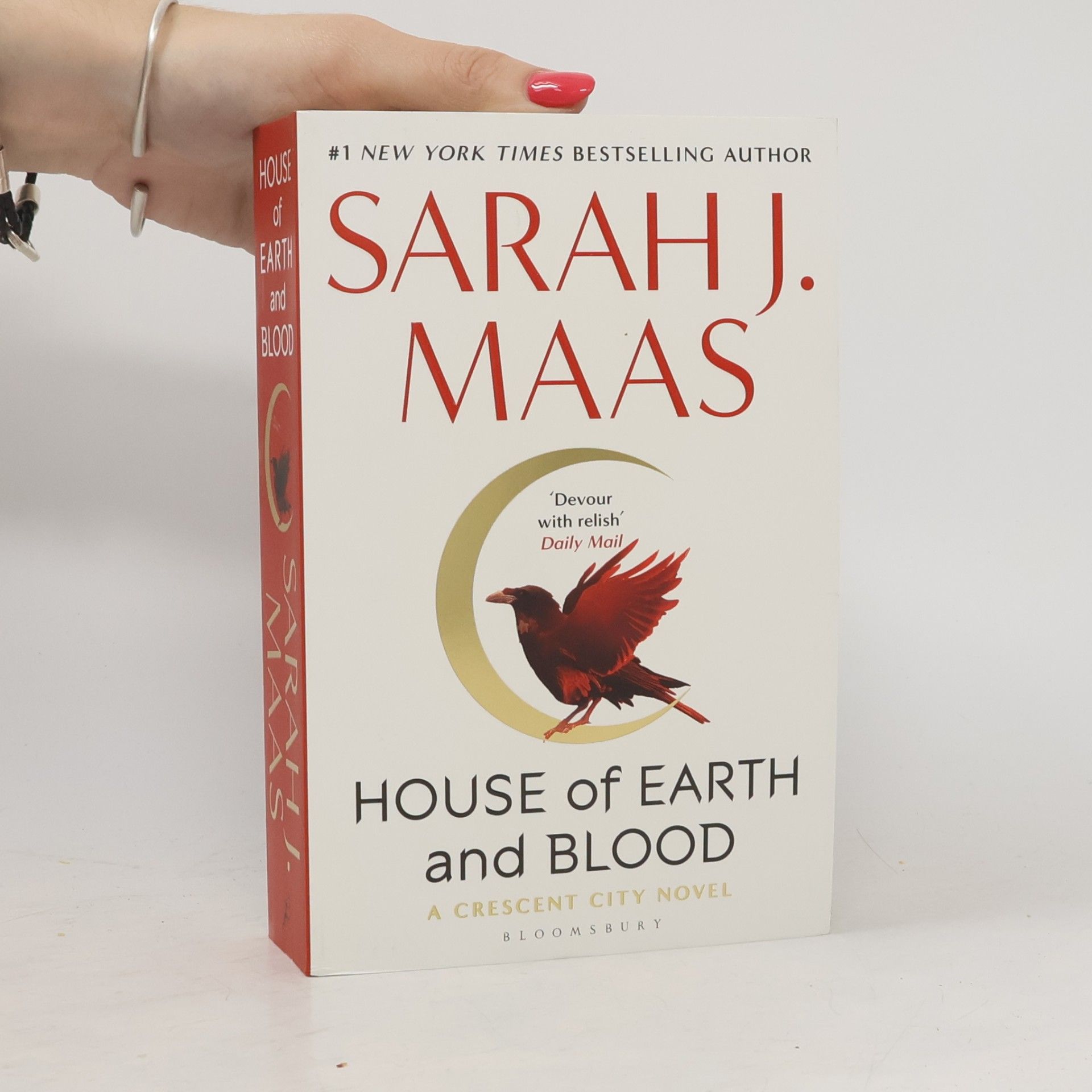 Sarah J. Maas House of Earth and Blood