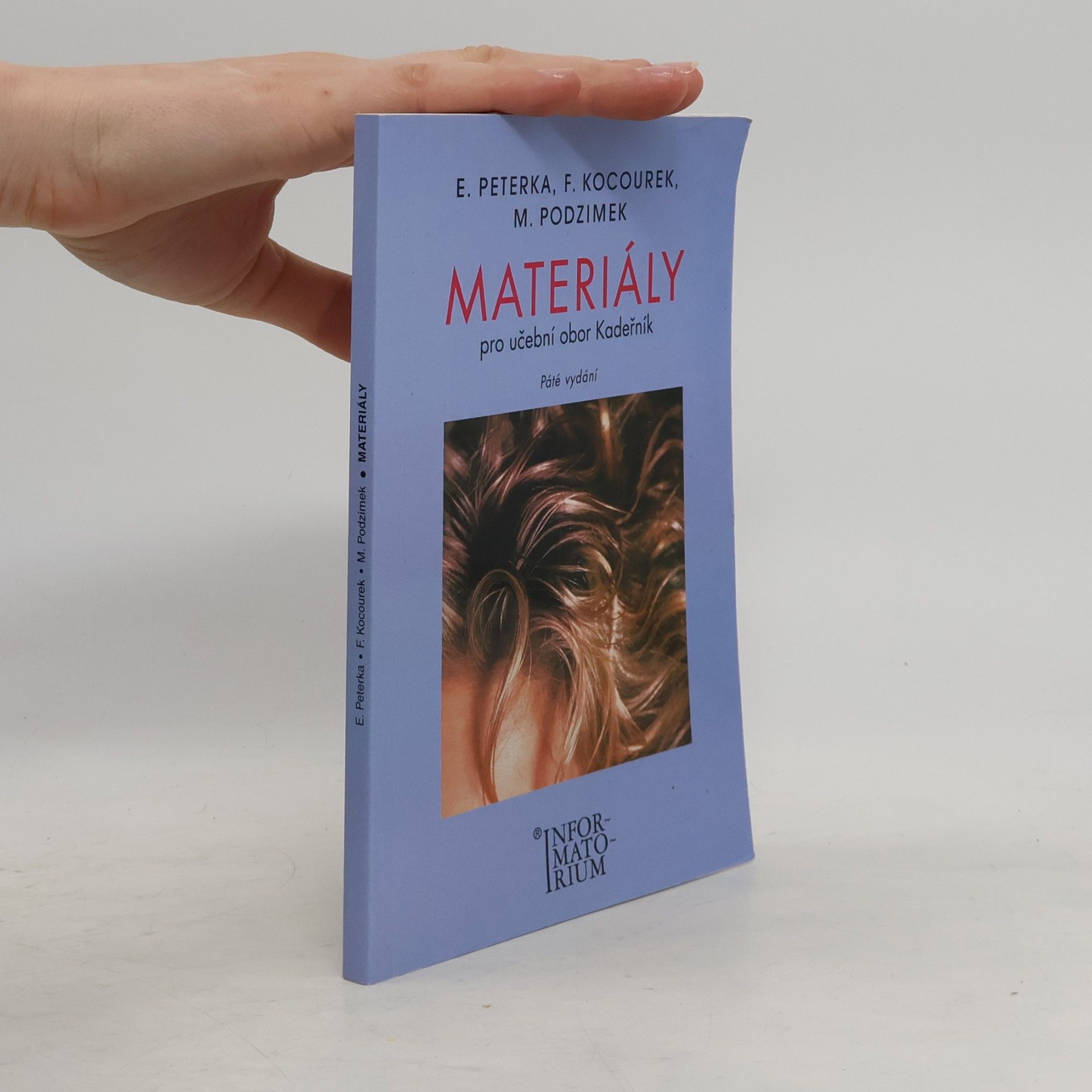Materiály pro učební obor Kadeřník