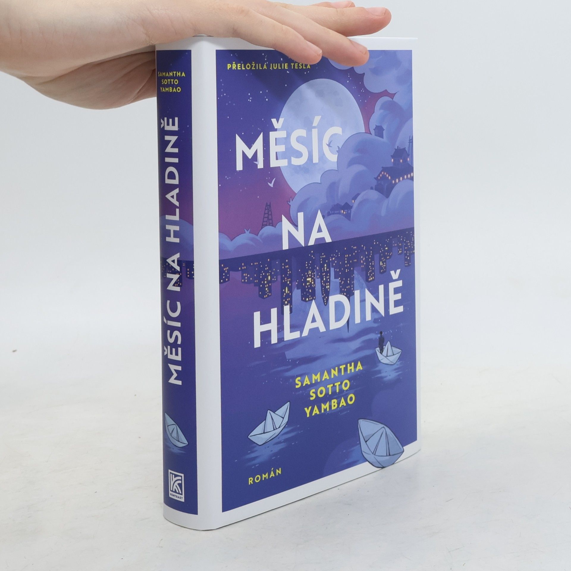 Samantha Sotto Yambao Měsíc na hladině