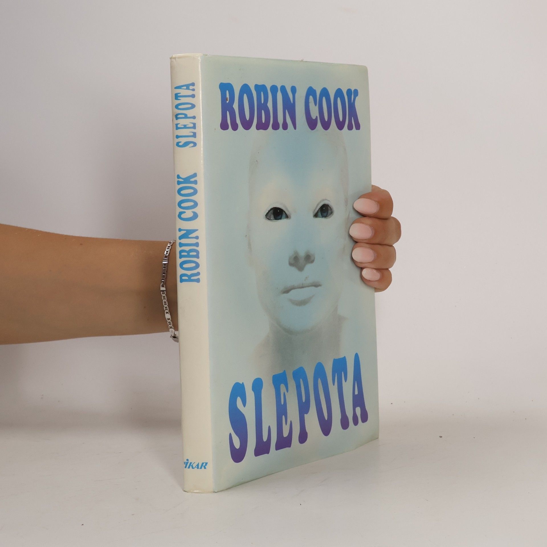 Robin Cook Slepota