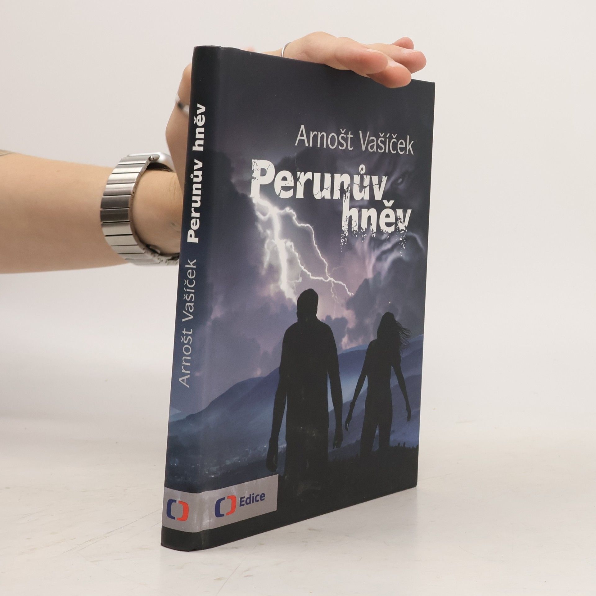 Arnošt Vašíček Perunův hněv