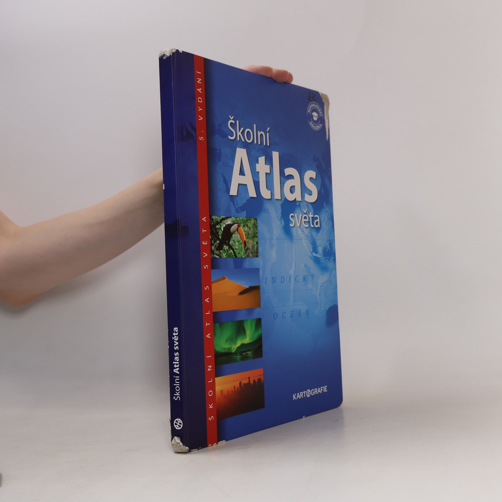 Kolektiv autorů Školní atlas světa