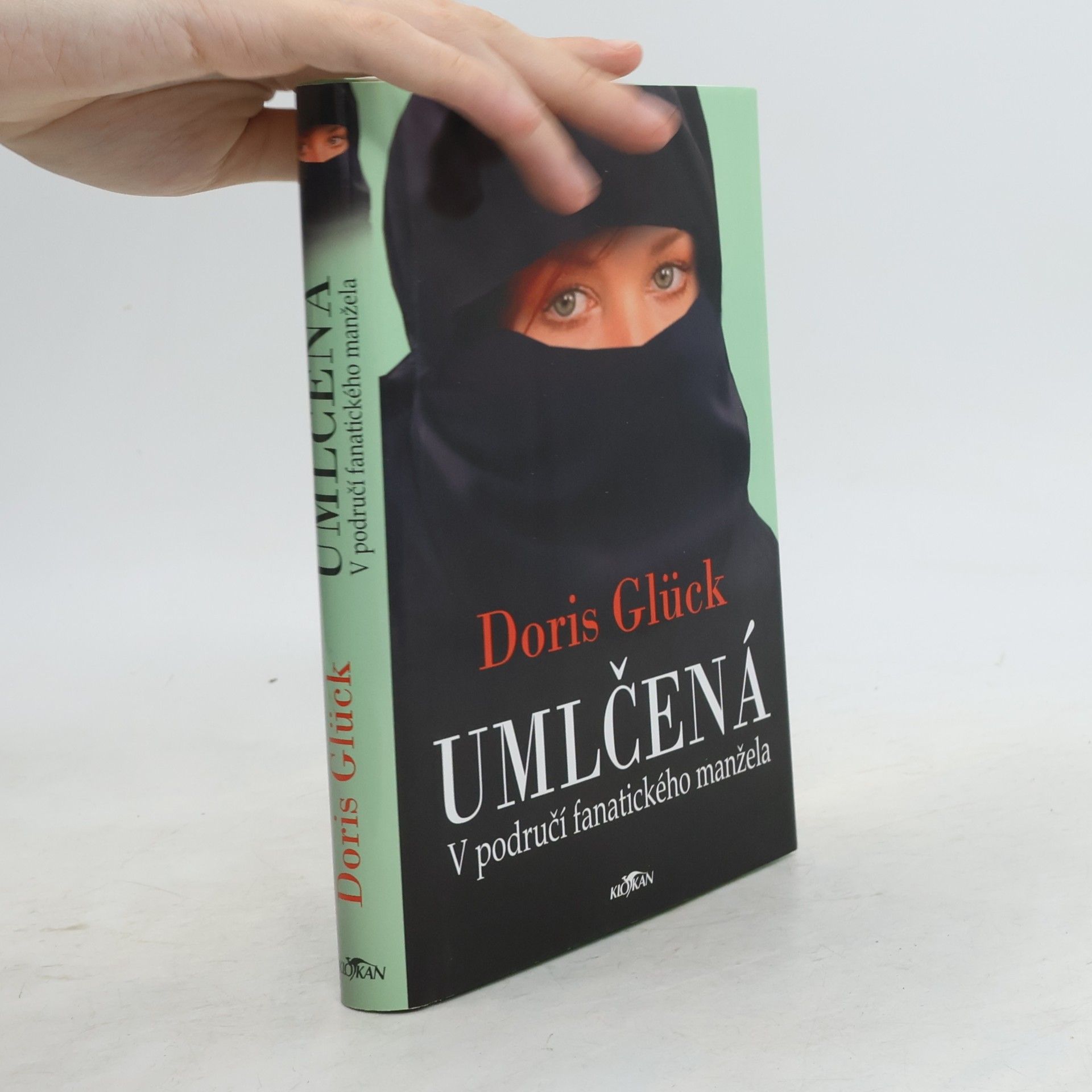 Doris Glück Umlčená
