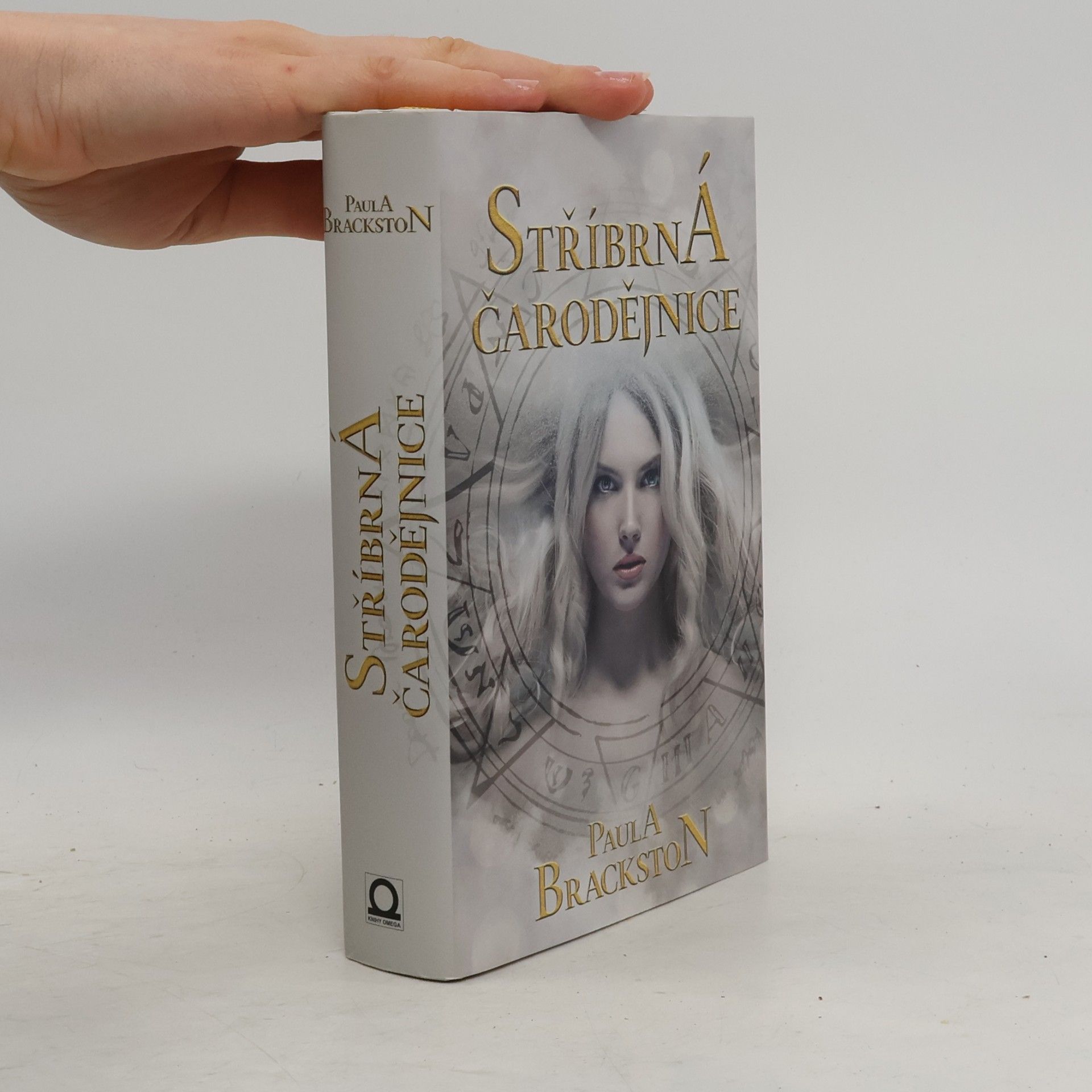 Paula Brackston Stříbrná čarodějnice