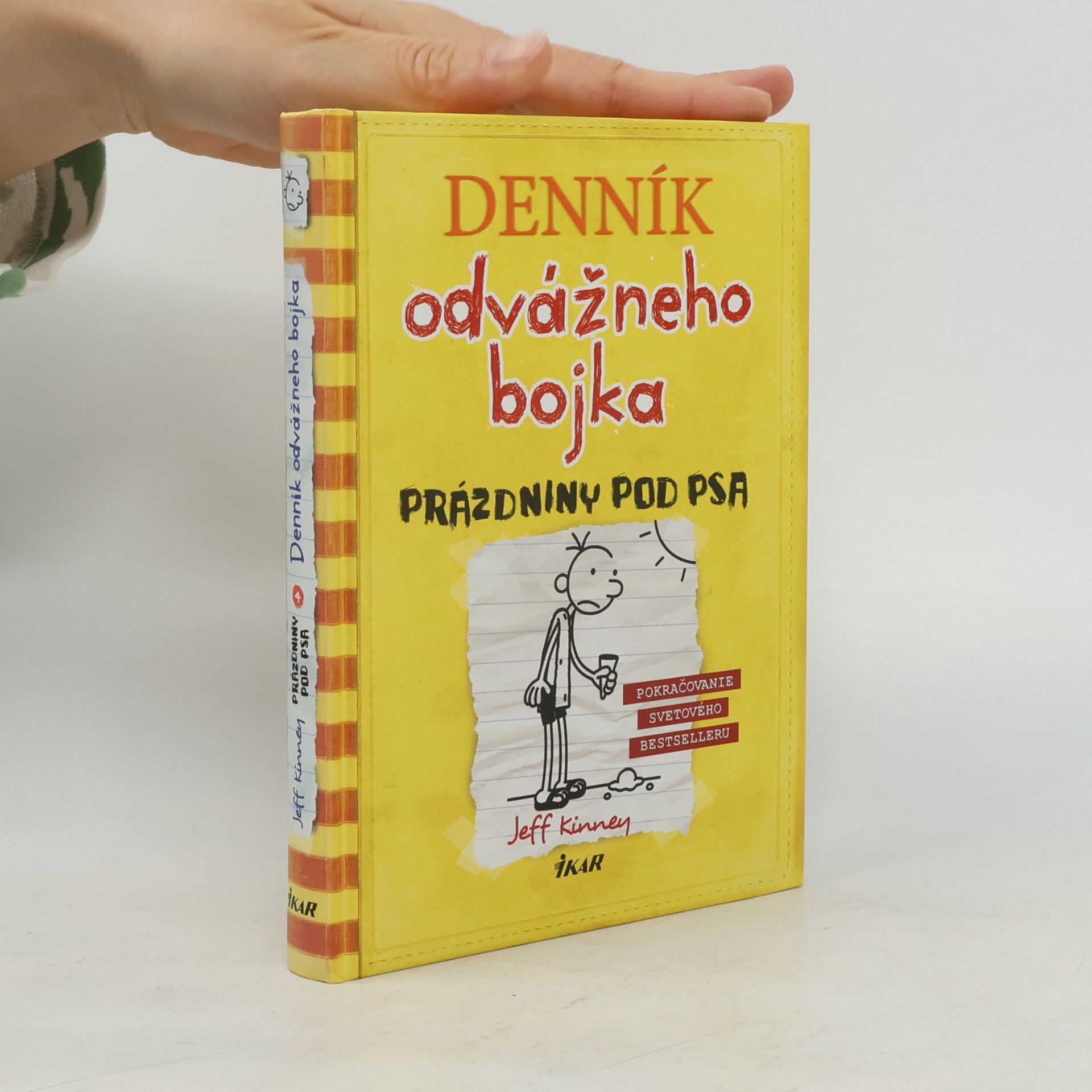 Jeff Kinney Denník odvážneho bojka 4: Prázdniny pod psa