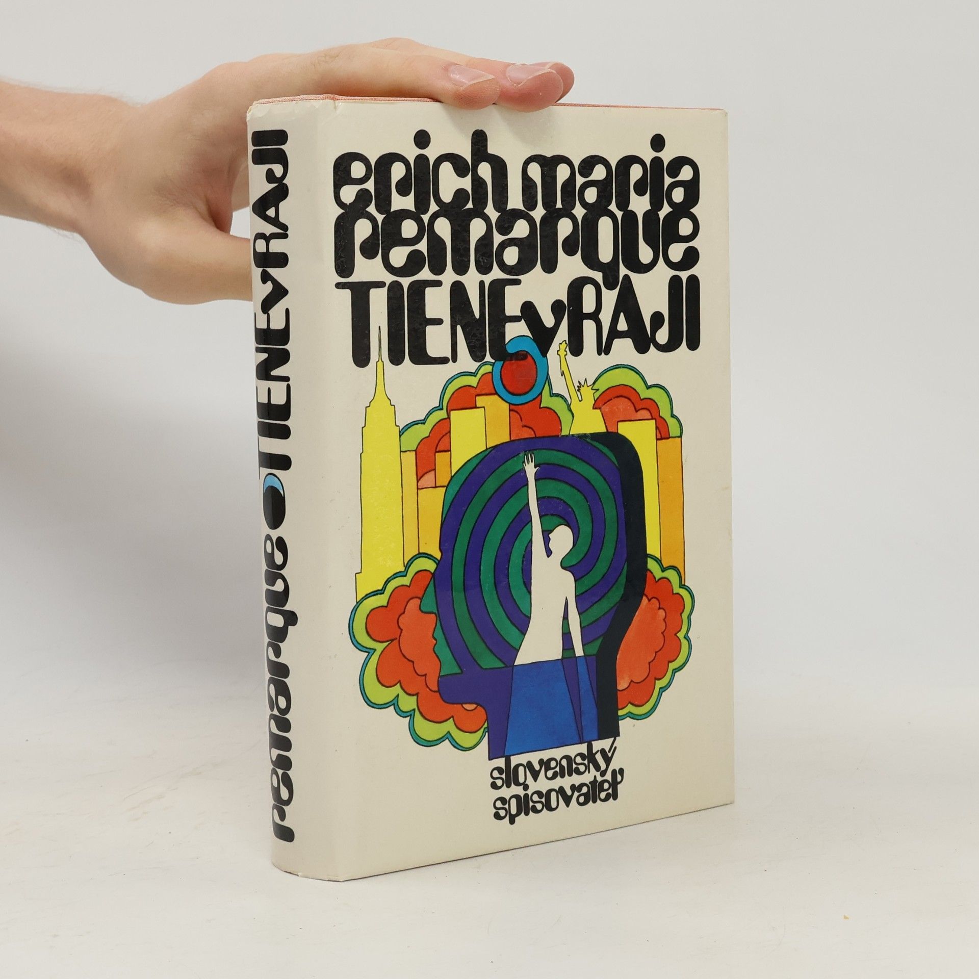 Erich Maria Remarque Tiene v raji