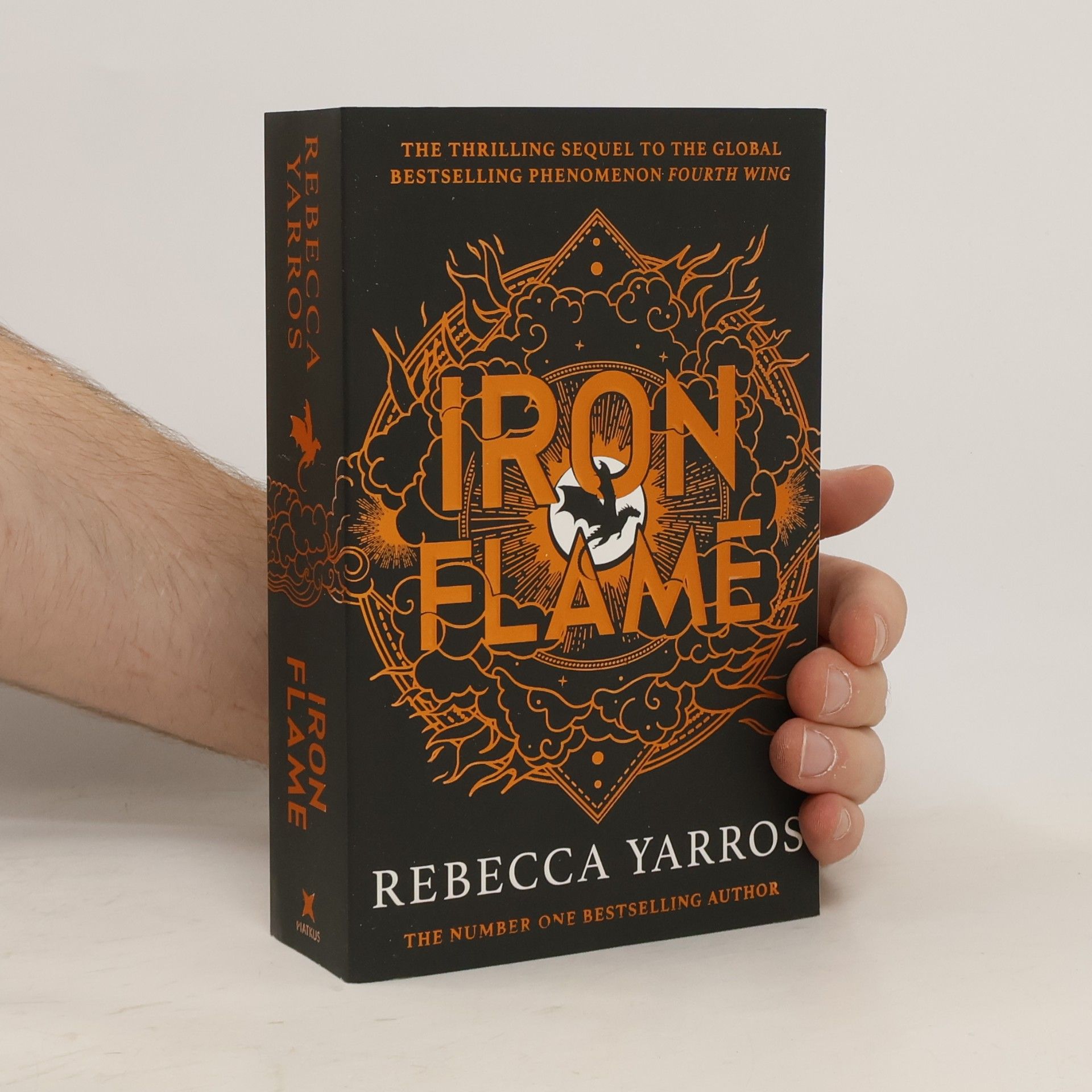 Rebecca Yarros Iron Flame