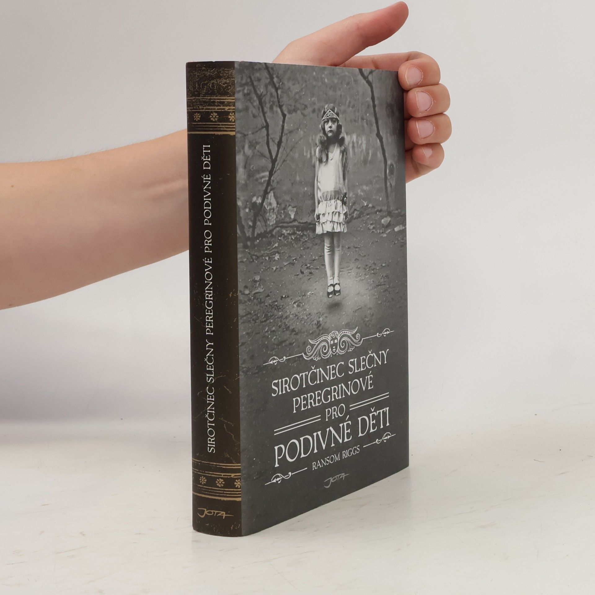 Ransom Riggs Sirotčinec slečny Peregrinové pro podivné děti