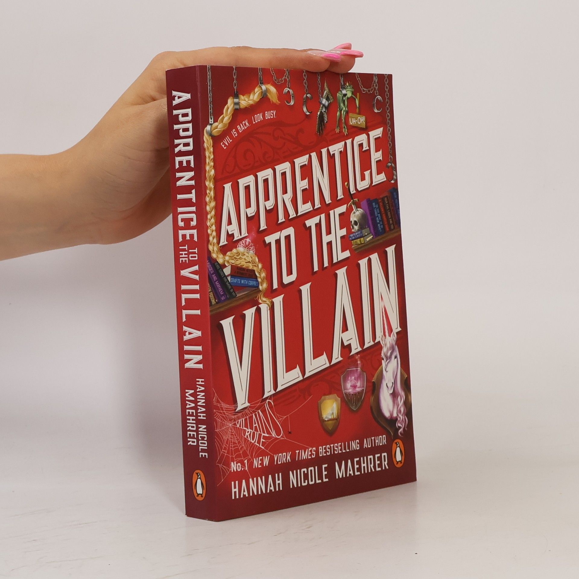 Hannah Nicole Maehrer Apprentice to the Villain