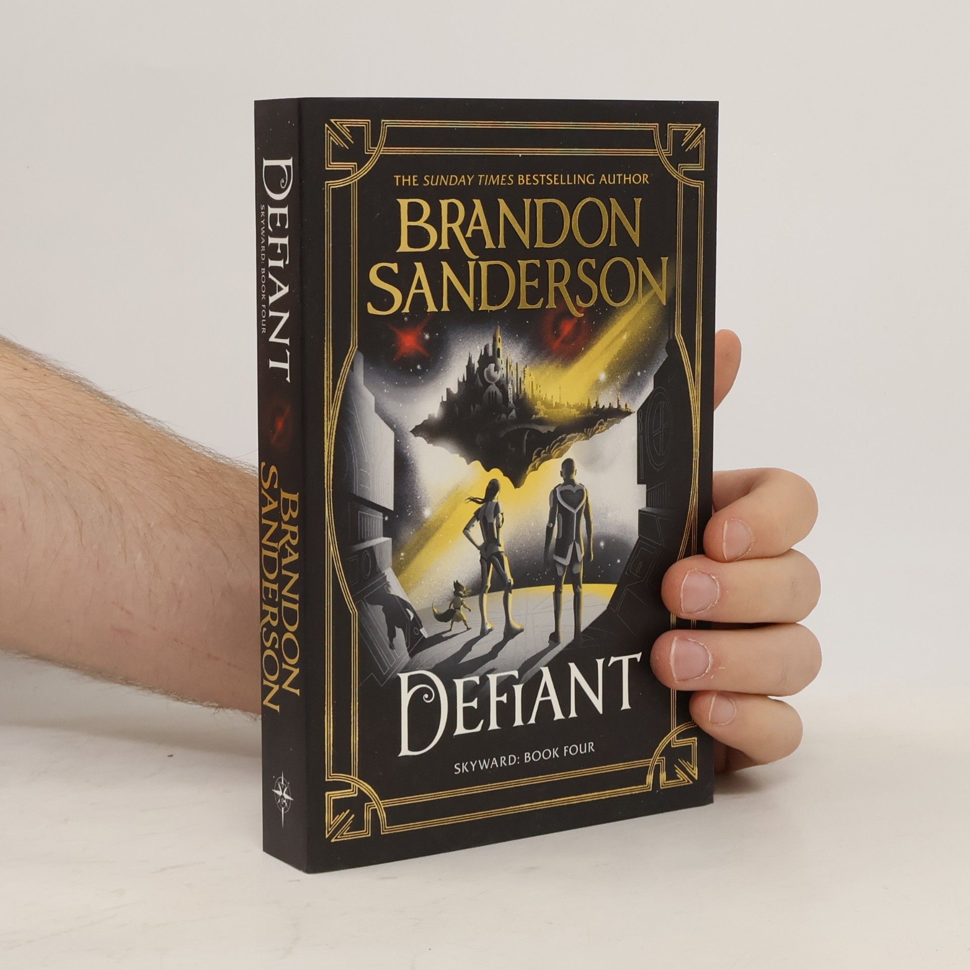 Brandon Sanderson Skyward - 4: Defiant