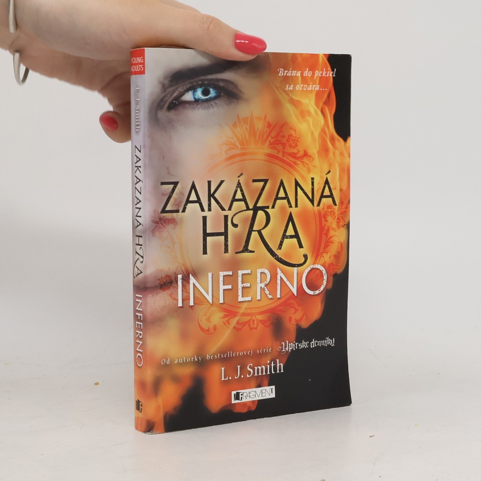 L. J. Smithová  Inferno