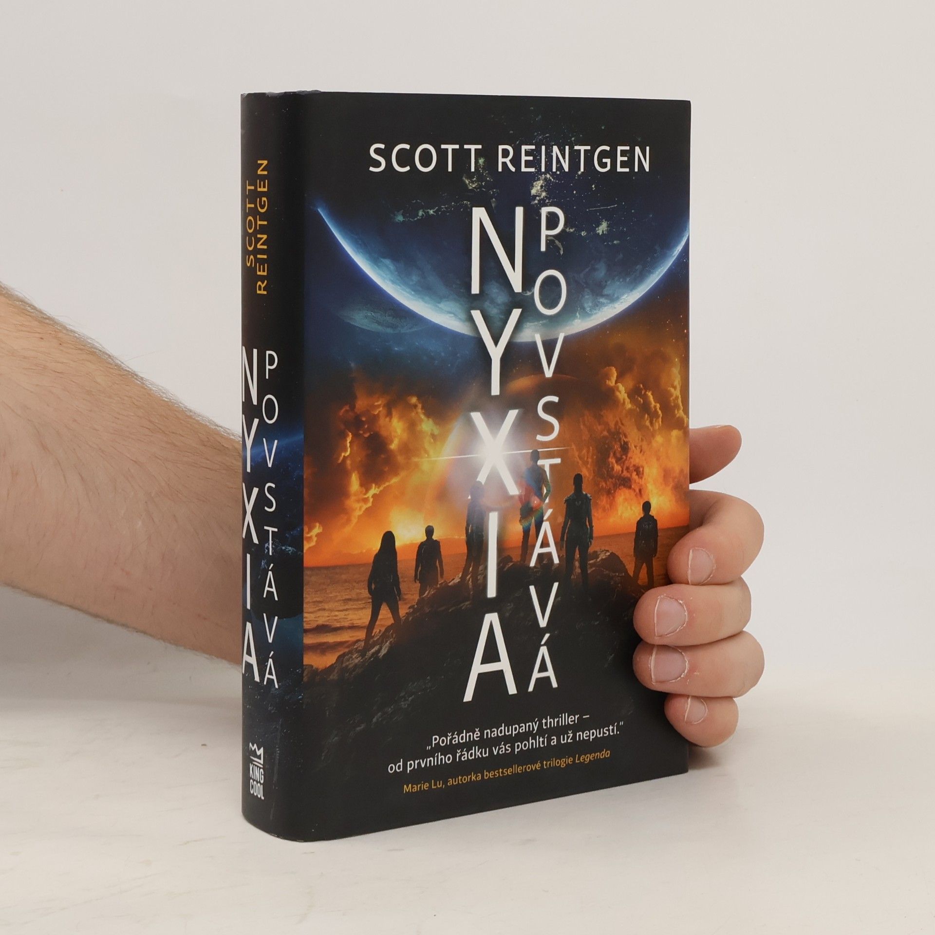 Scott Reintgen Nyxia povstává