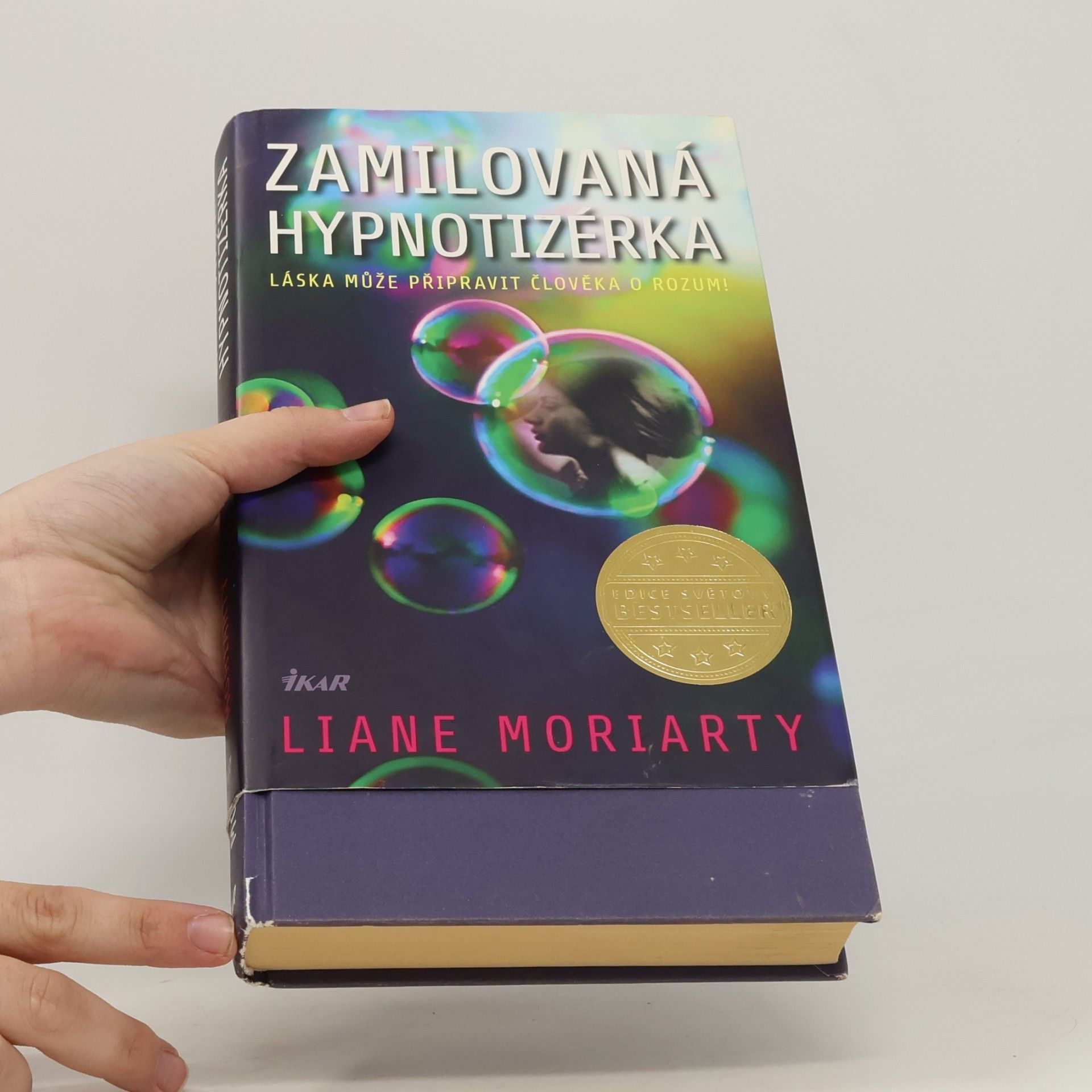 Liane Moriarty Zamilovaná hypnotizérka