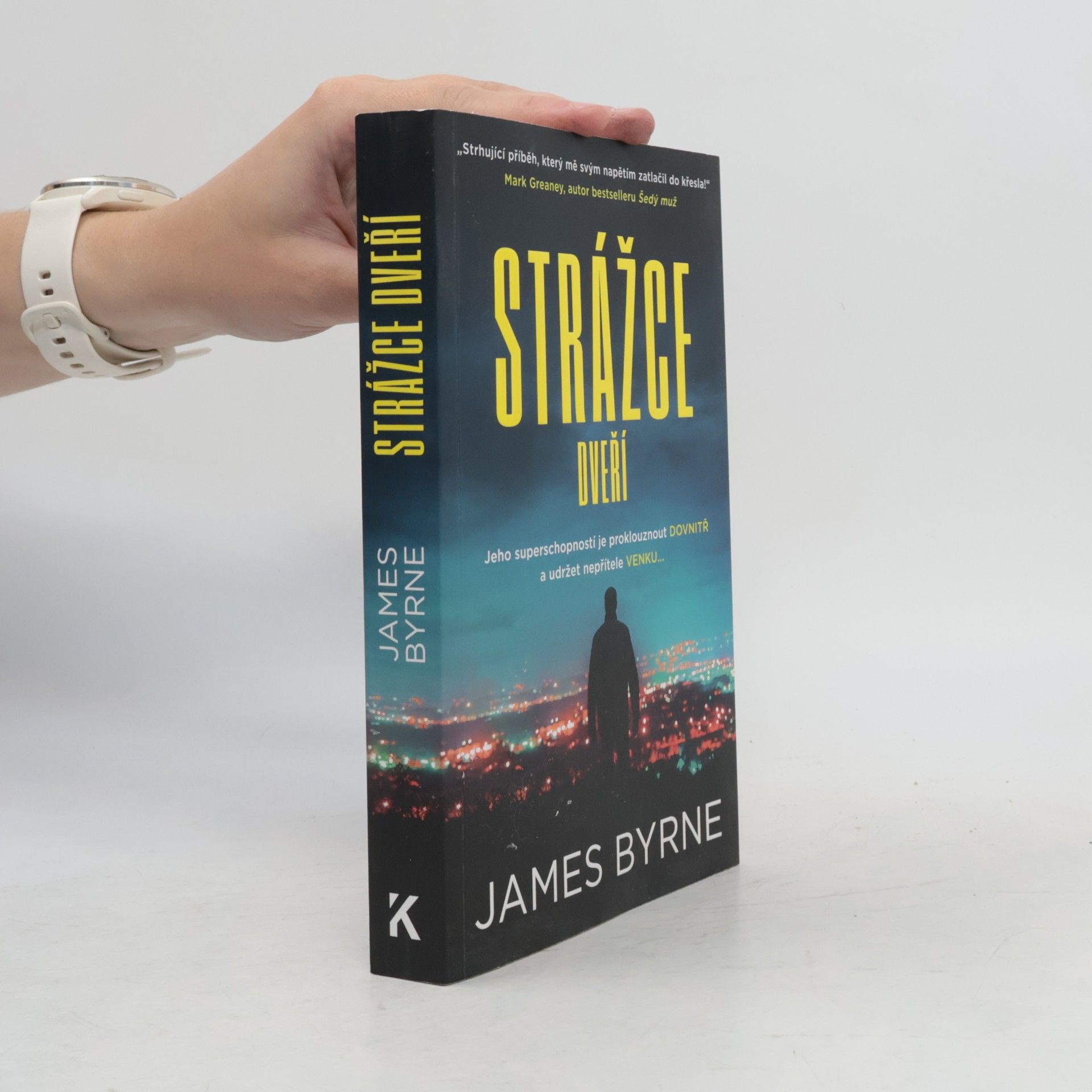 James Byrne Strážce dveří