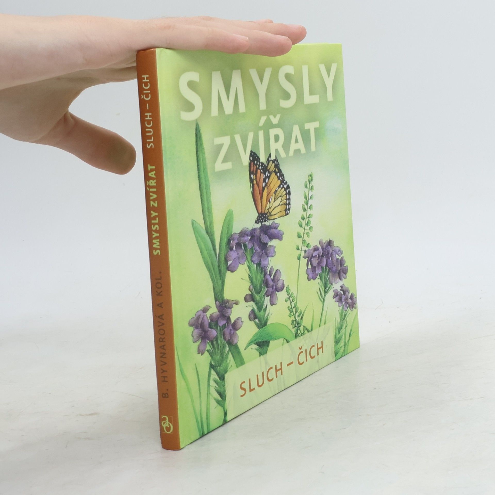 Smysly zvířat : [sluch - čich