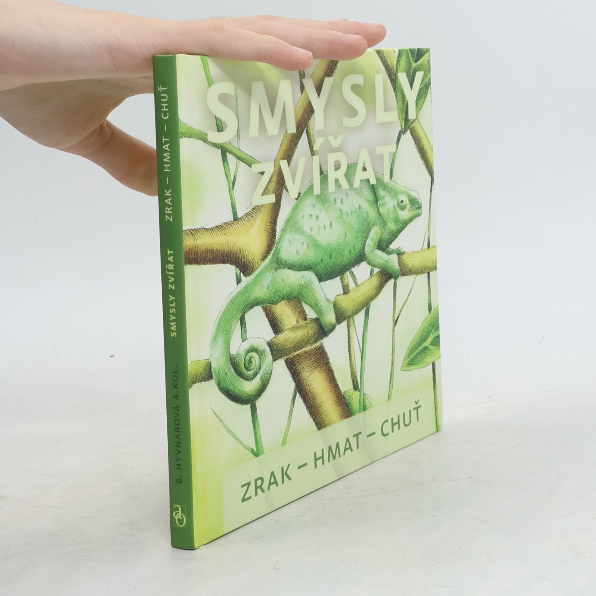 Michaela Hrachovcová Smysly zvířat : [zrak, hmat, chuť