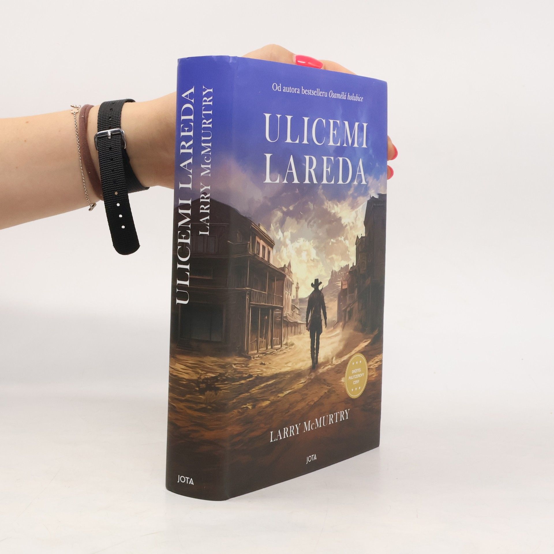 Ulicemi Lareda