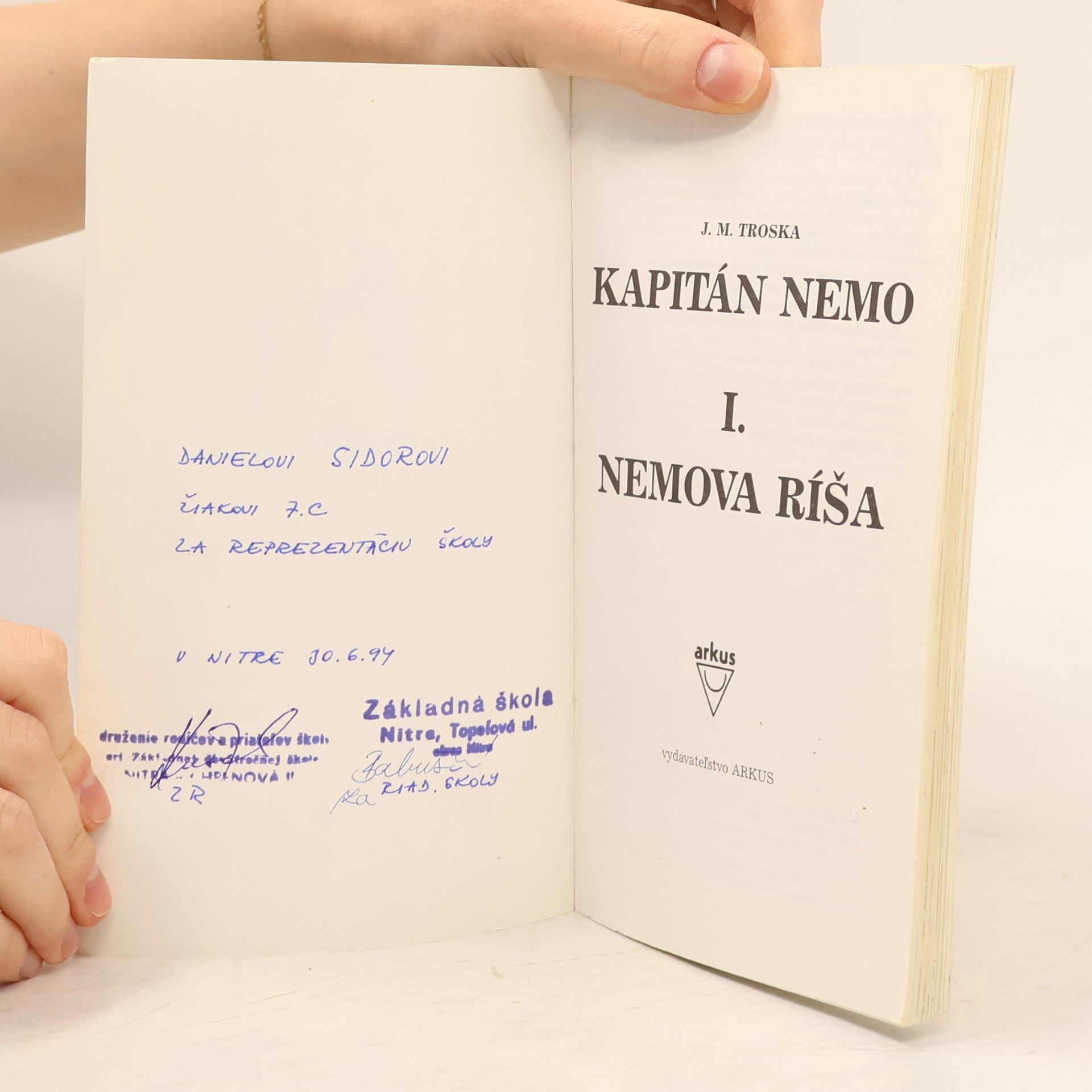 Jan Matzal Kapitán Nemo I - Nemova ríša