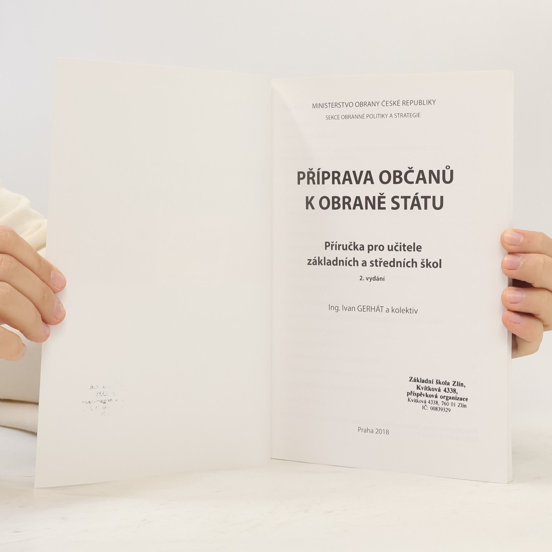 Kolektiv autorů Příprava občanů k obraně státu