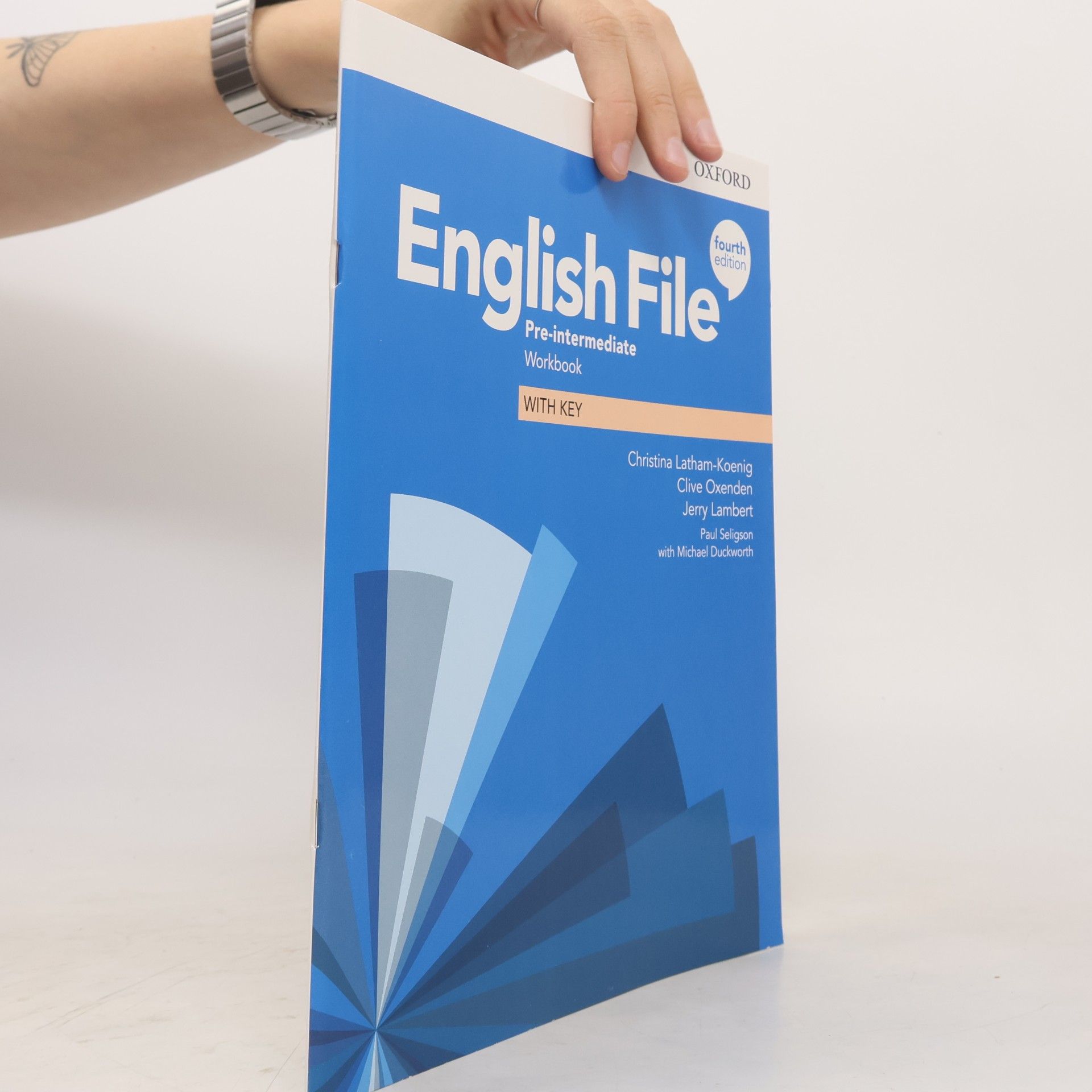 Oxford University Press English File: Pre-Intermediate: Workbook with Key