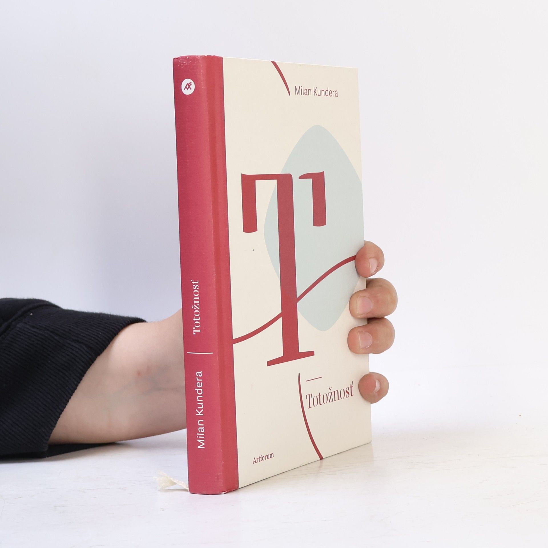 Milan Kundera Totožnosť