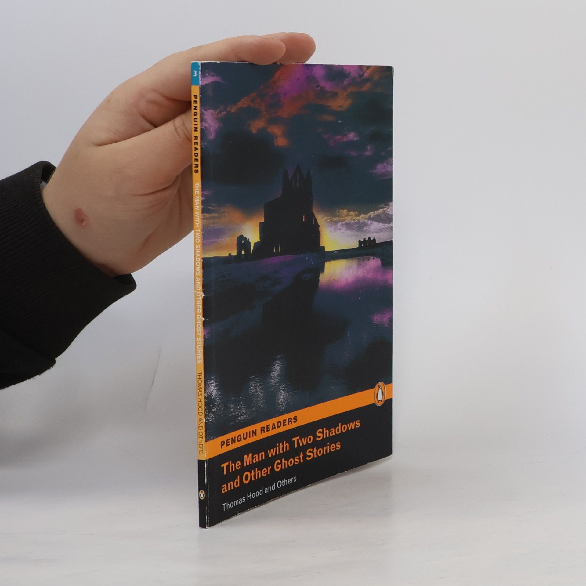 Pearson Education Man with Two Shadows and Other Ghost Stories, The, Level 3, Penguin Readers