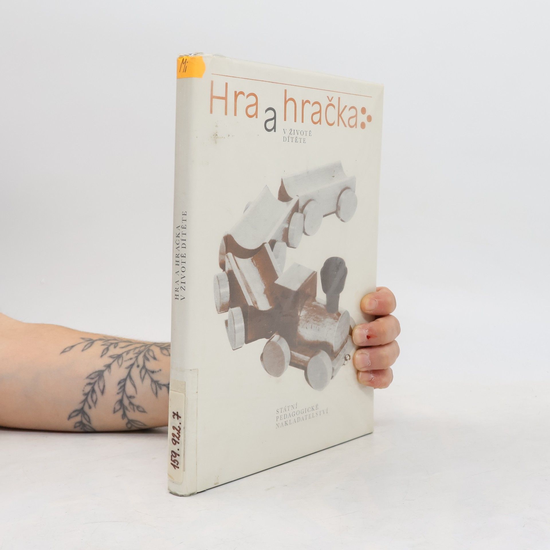 Věra Mišurcová Hra a hračka v životě dítěte
