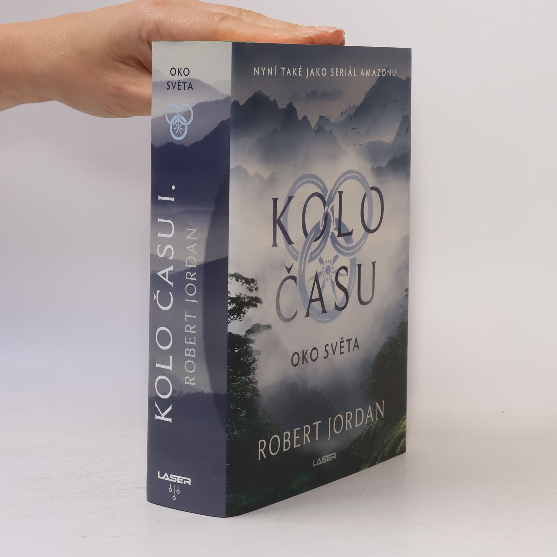 Robert Jordan Kolo času 1. Oko světa