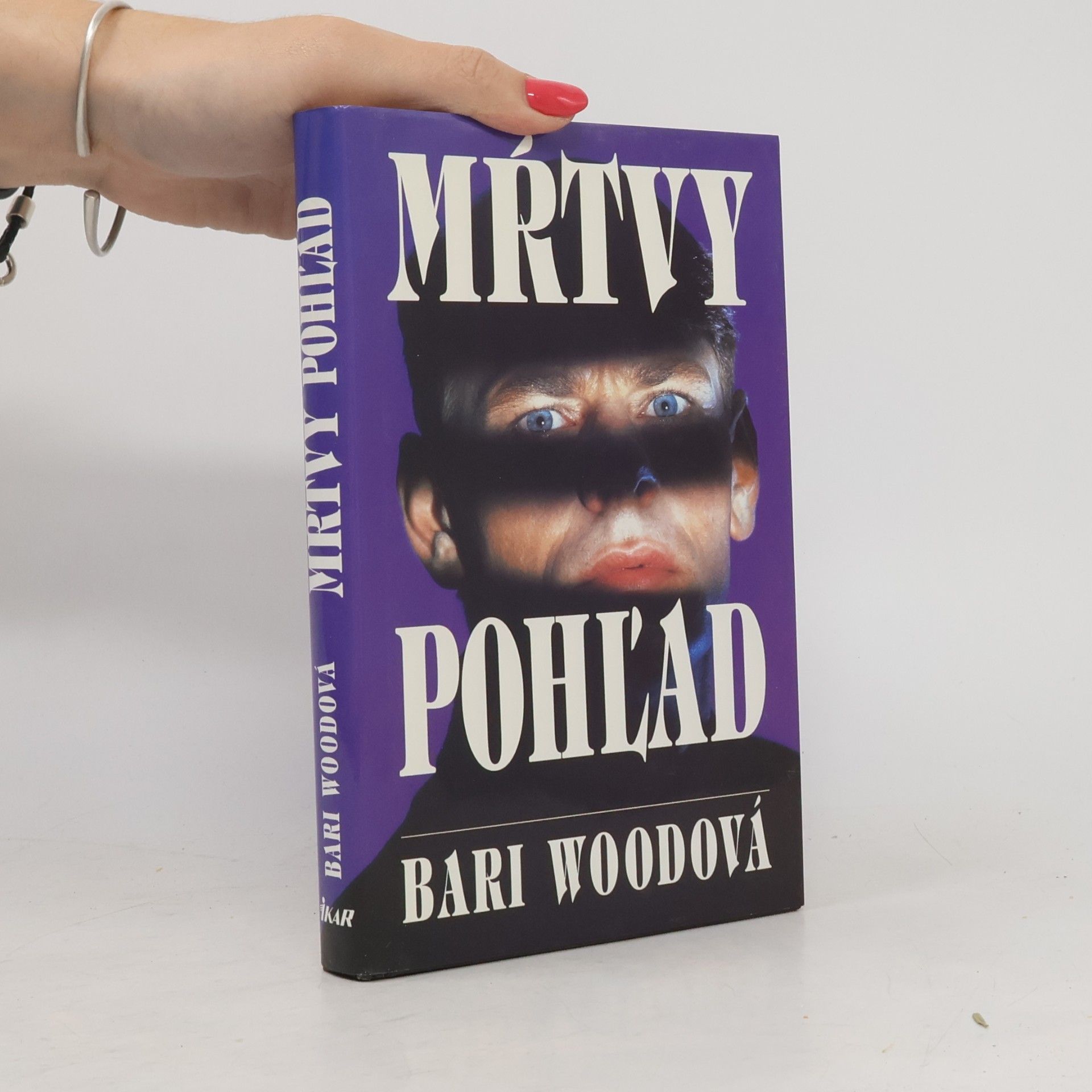 Bari Wood Mŕtvy pohľad