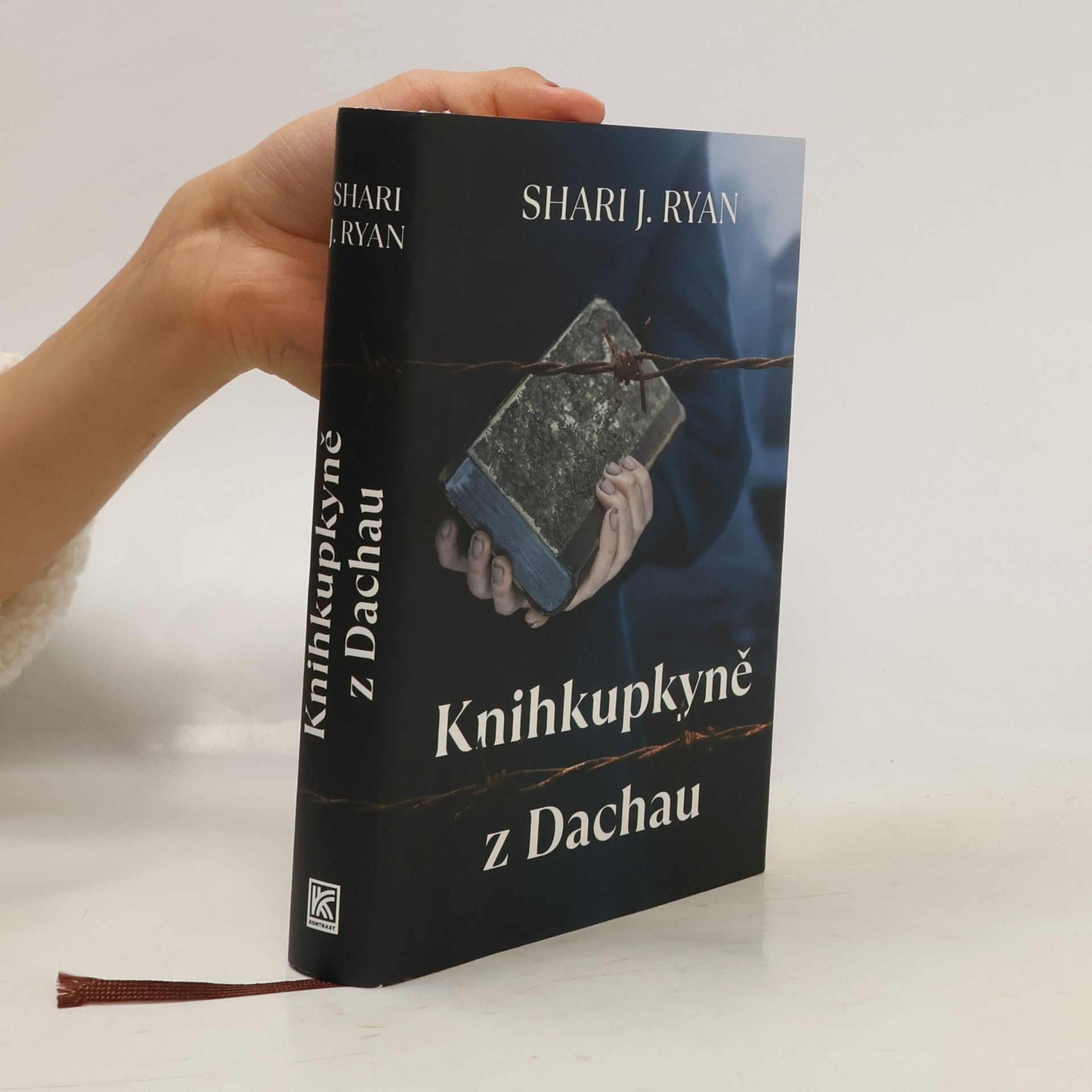 Shari J. Ryan Knihkupkyně z Dachau