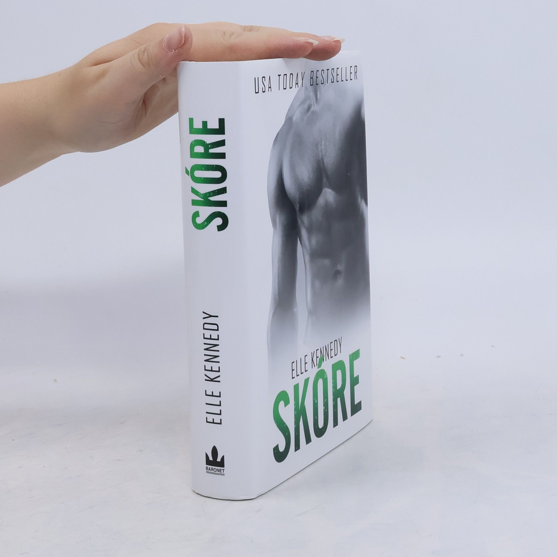 Elle Kennedy Skóre