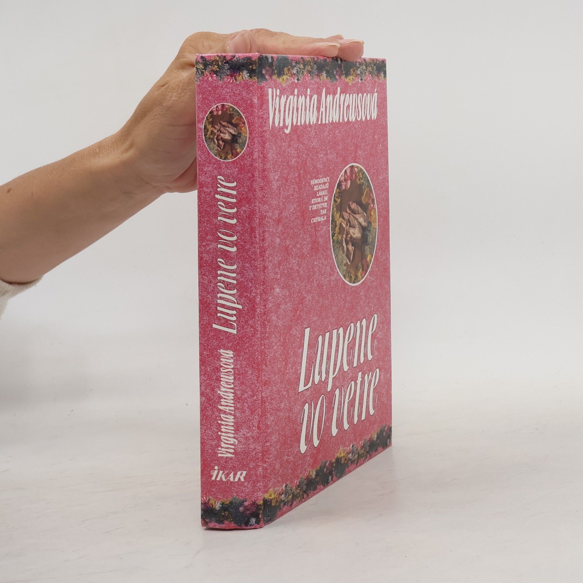 V. C. Andrews Lupene vo vetre