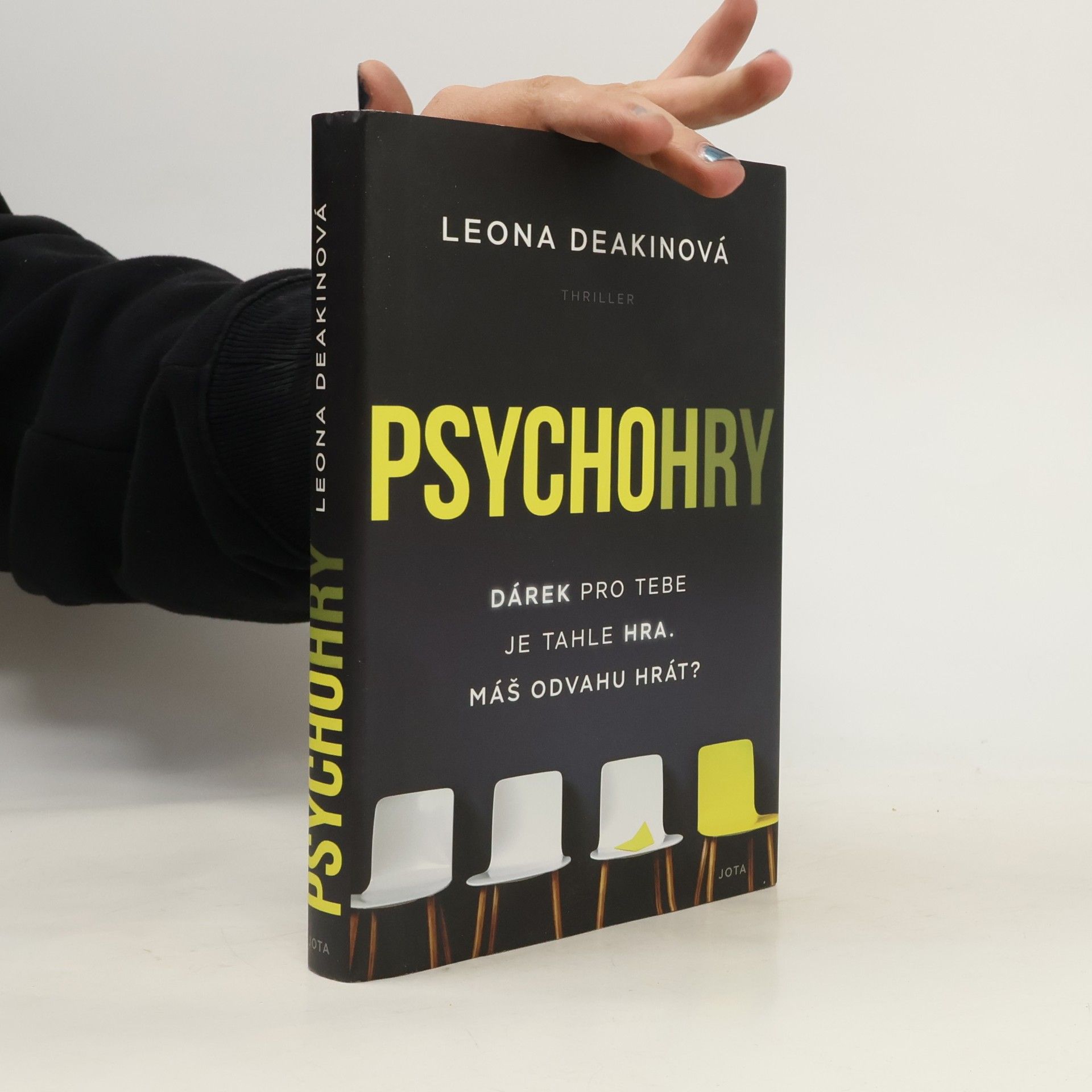 Leona Deakin Psychohry
