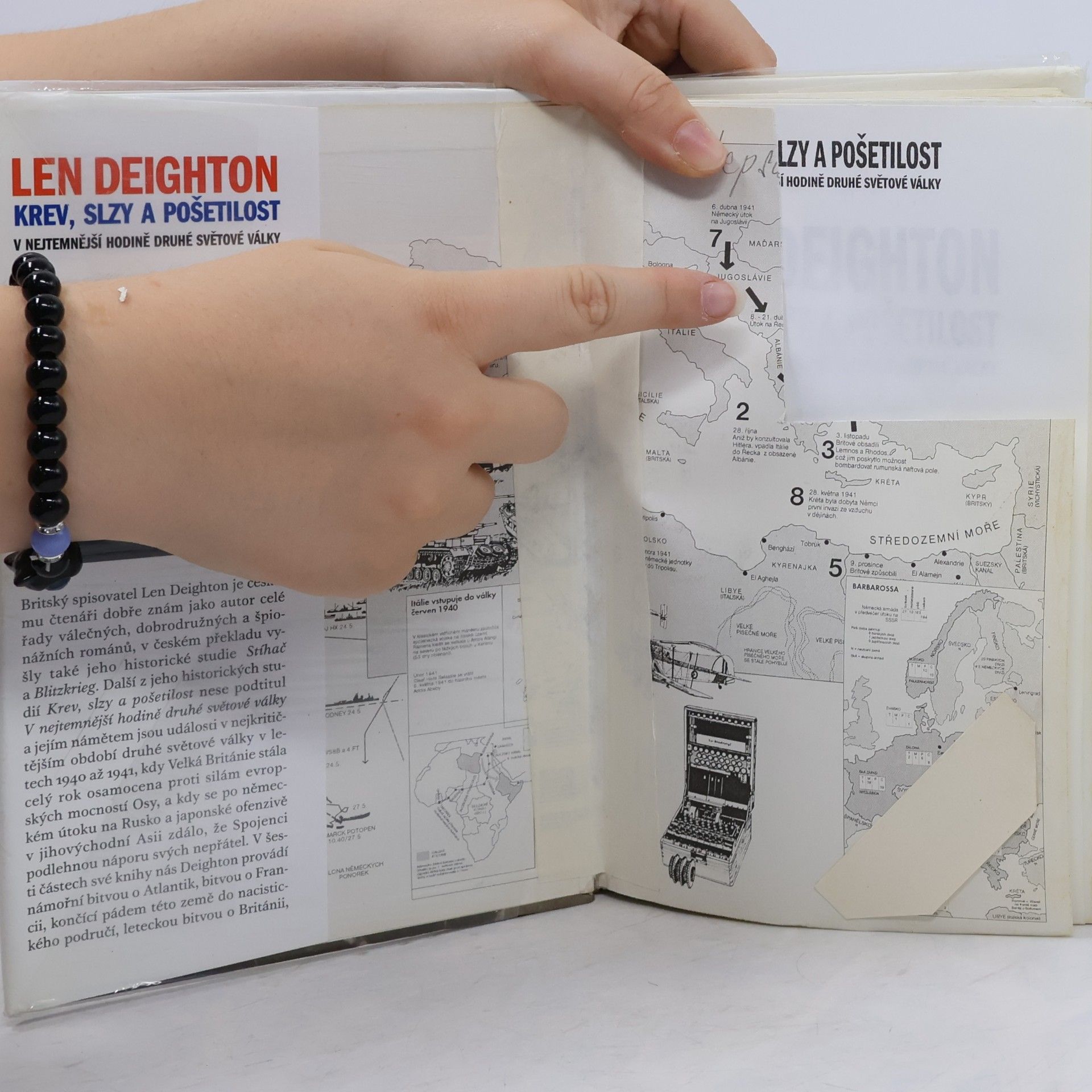 Len Deighton Krev, slzy a pošetilost: V nejtemnější hodině druhé světové války