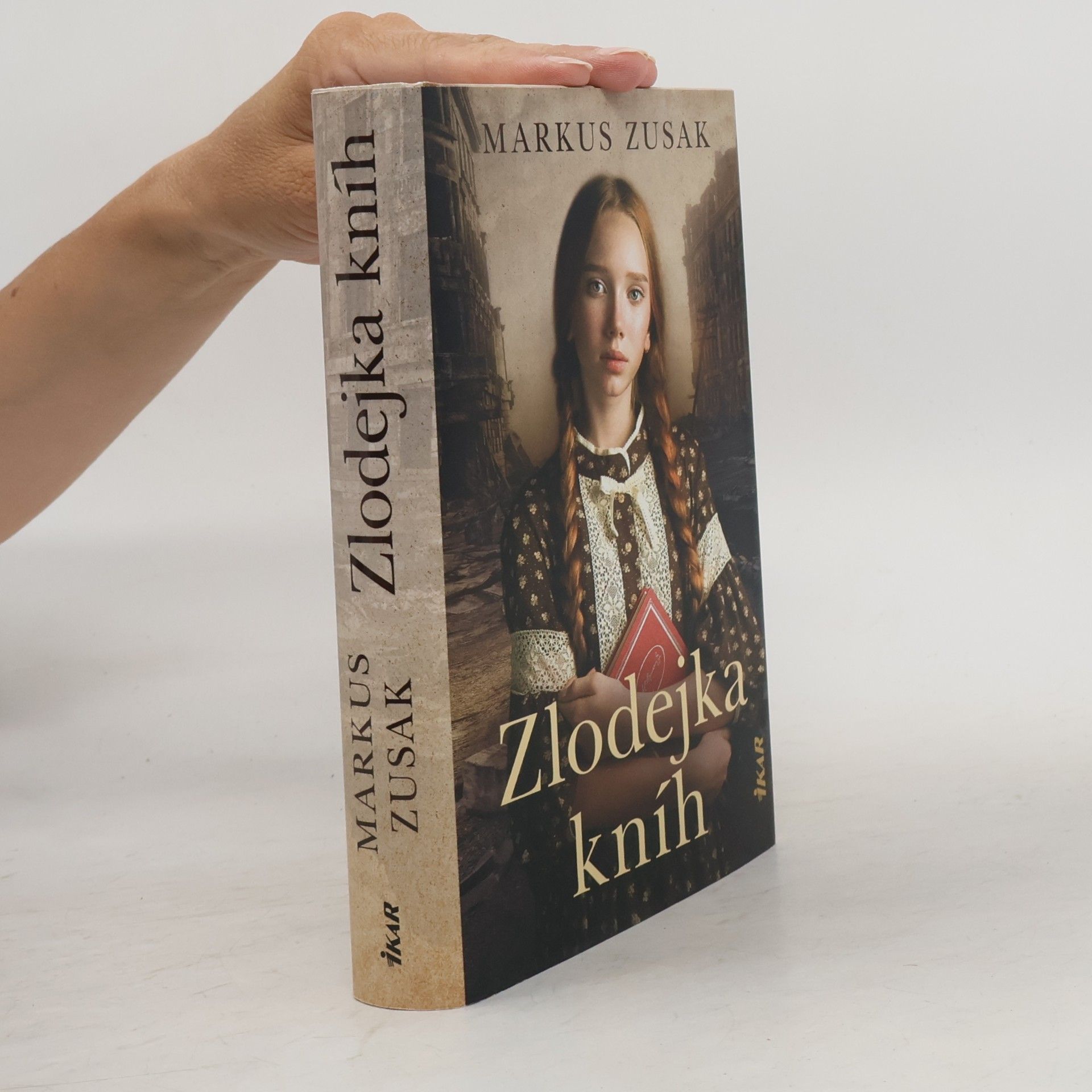 Markus Zusak Zlodejka kníh