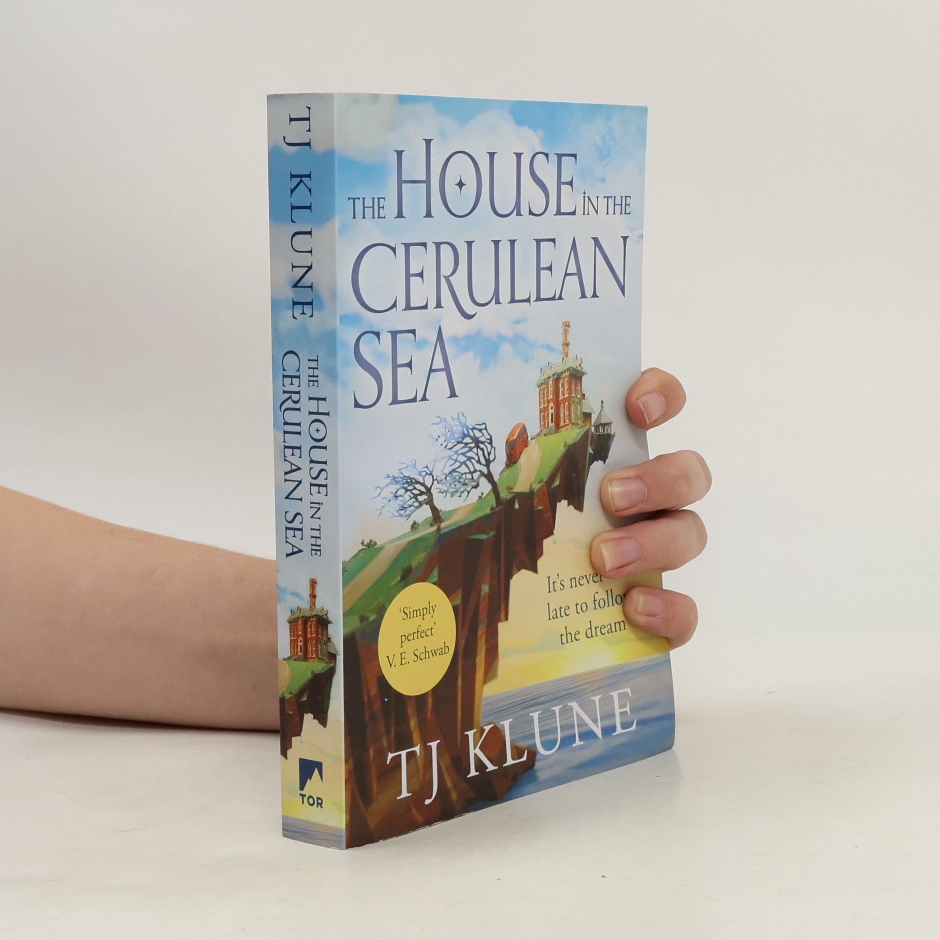 TJ Klune The house in the Cerulean Sea