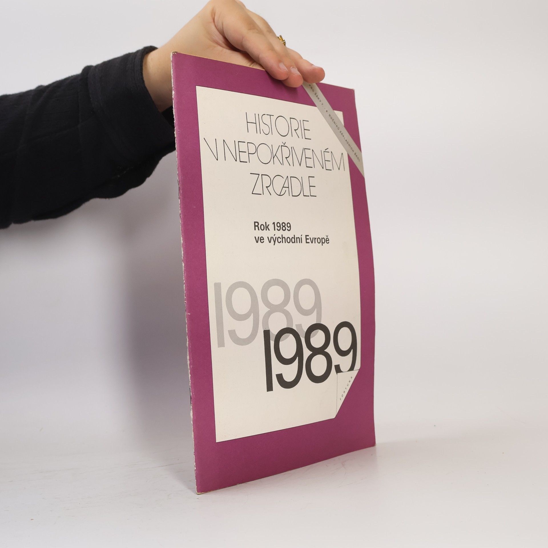 Vlastimil Ježek Historie v nepokřiveném zrcadle. Rok 1989 ve východní Evropě