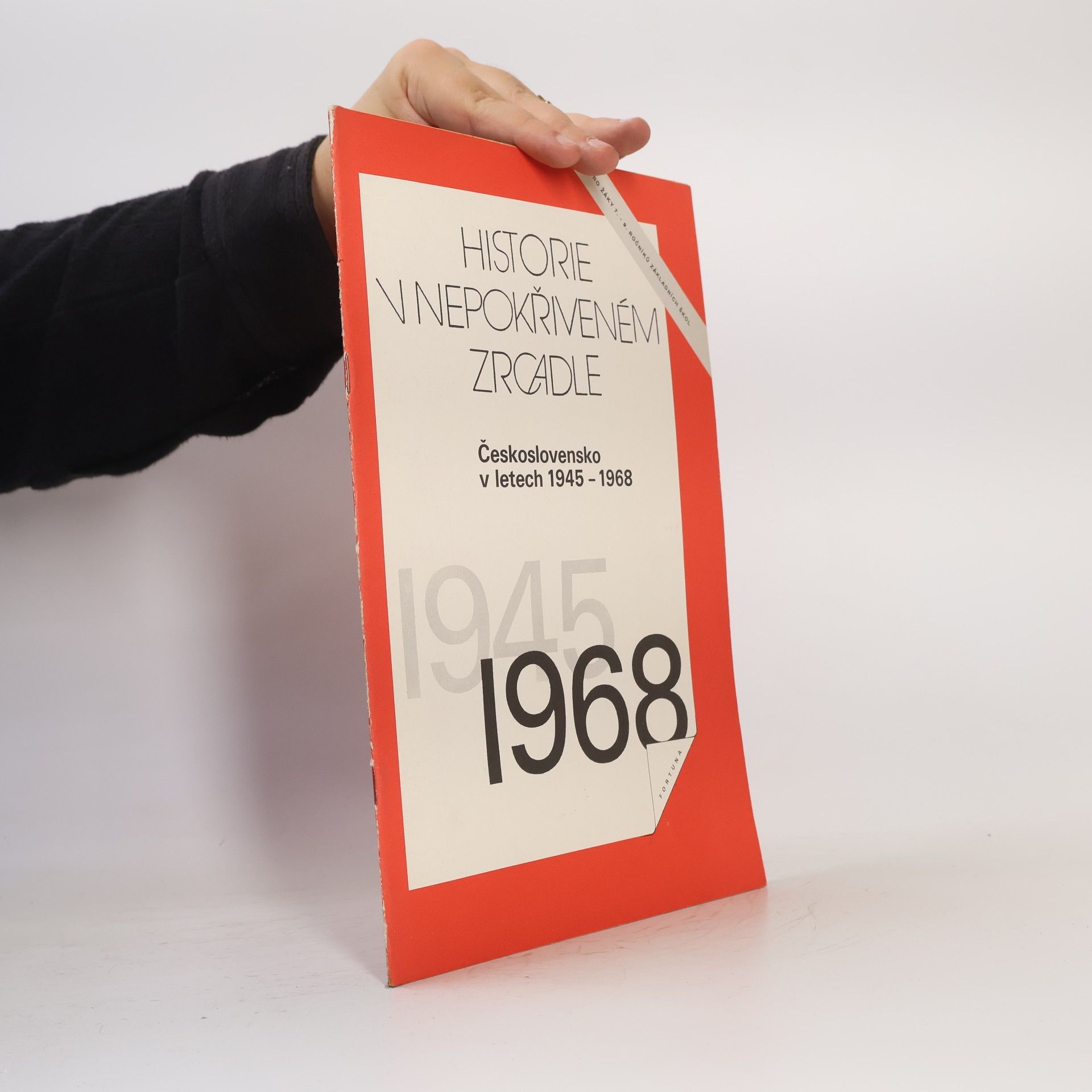 Kolektiv autorů Historie v nepokřiveném zrcadle. Československo v letech 1945-1968
