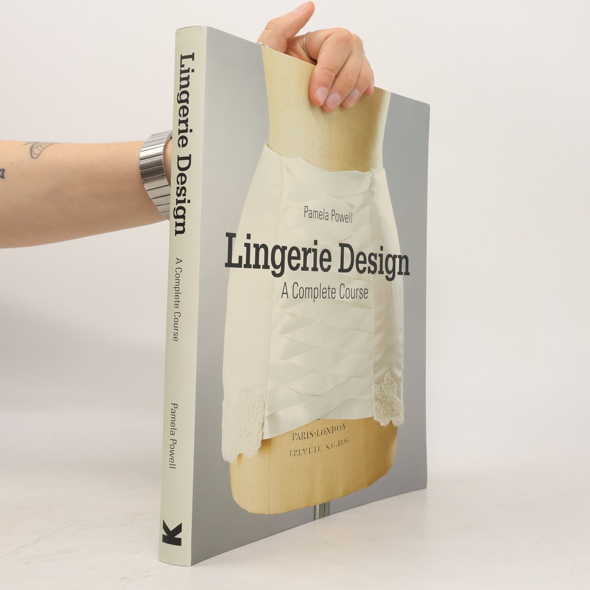 Pamela Powell Lingerie Design A Complete Course