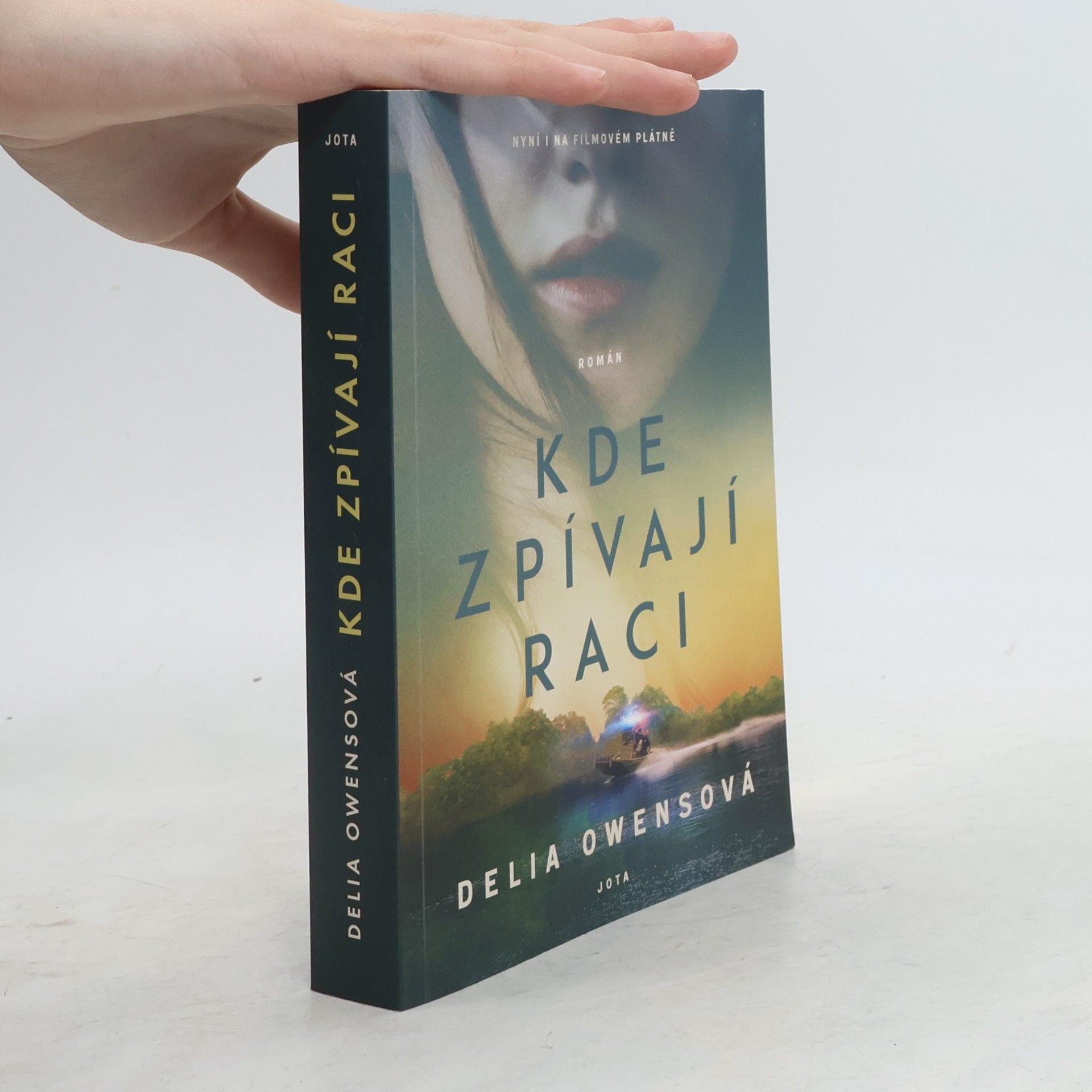 Delia Owens Kde zpívají raci