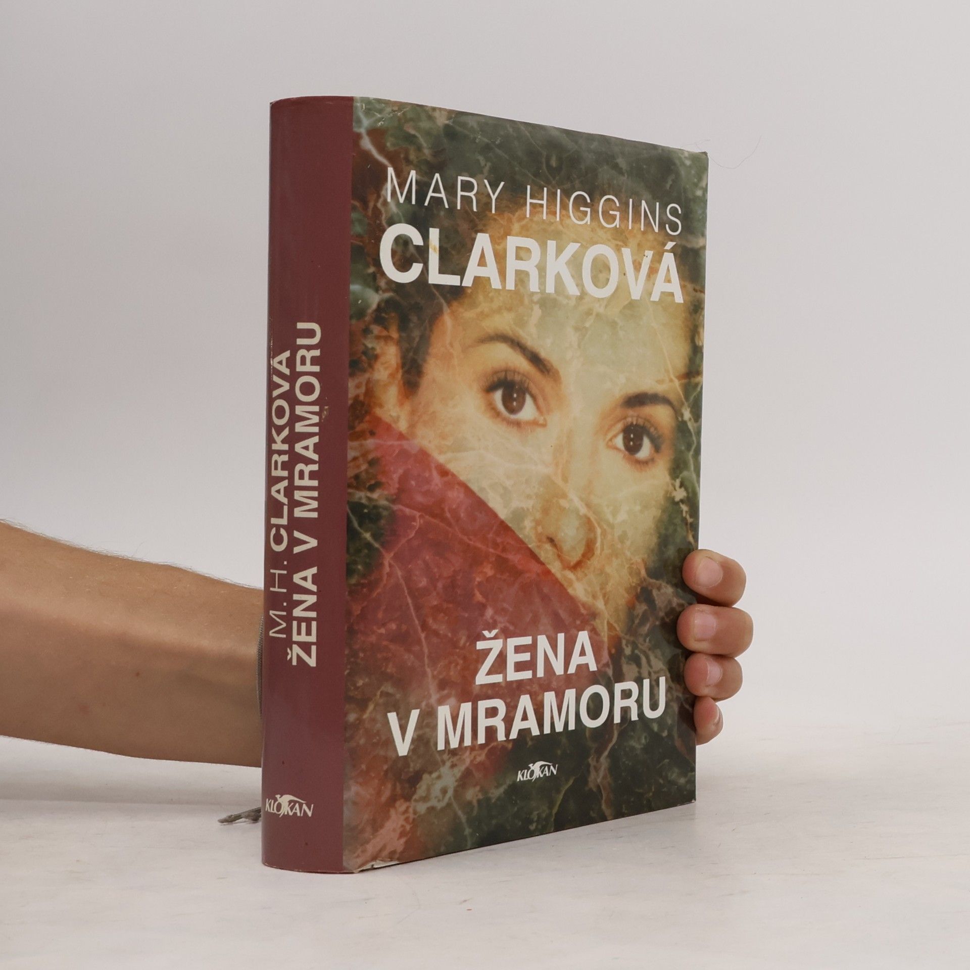 Mary Higgins Clark Žena v mramoru